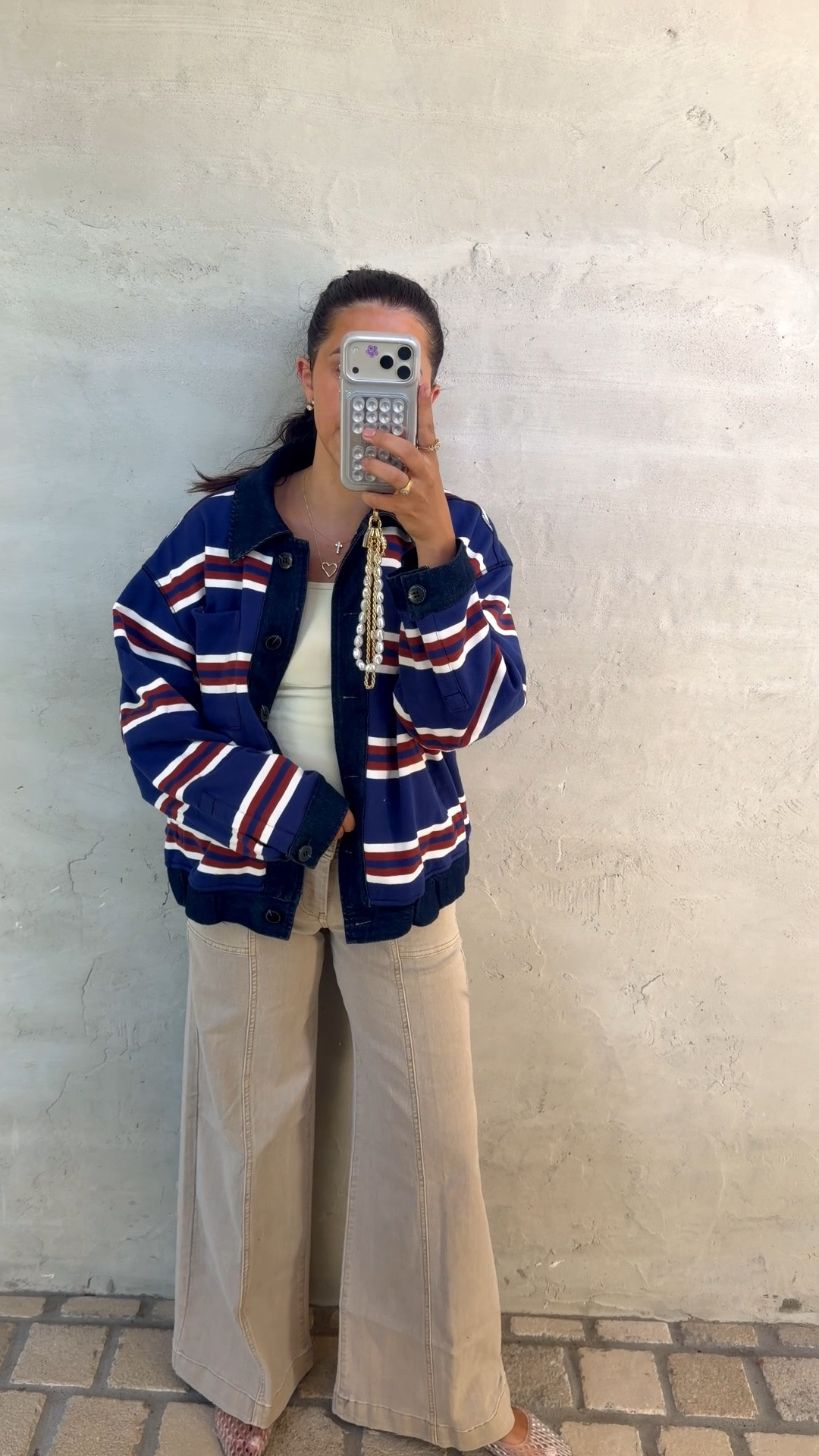 Cardigan: medium 
jeans:27 

Dressupbuttercup.com #dressupbuttercup #dederaad

#LTKgrwm #LTKmomlife #LTKSeasonal