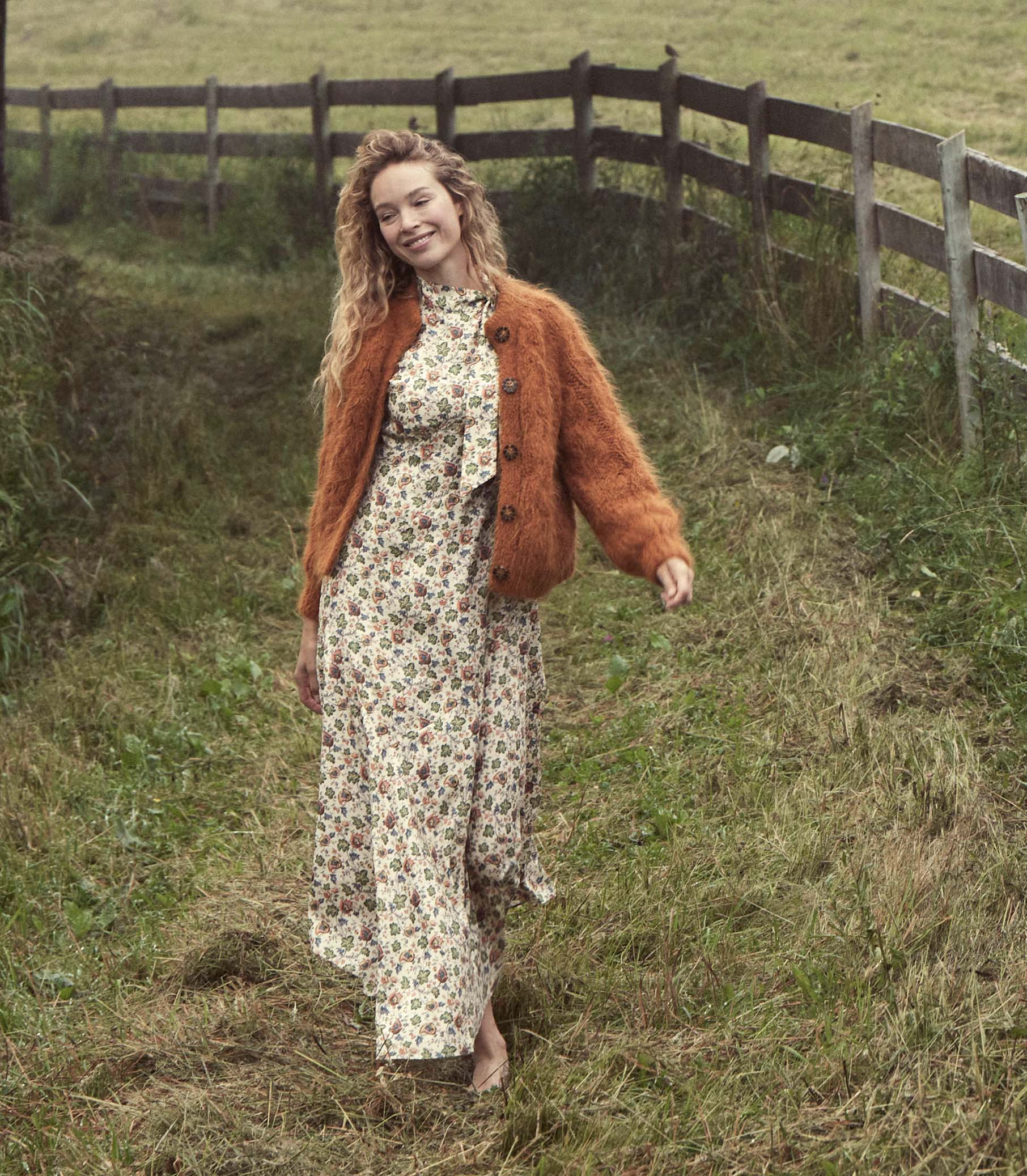 Adelina Cardigan - Bright Pumpkin | DÔEN | DOEN