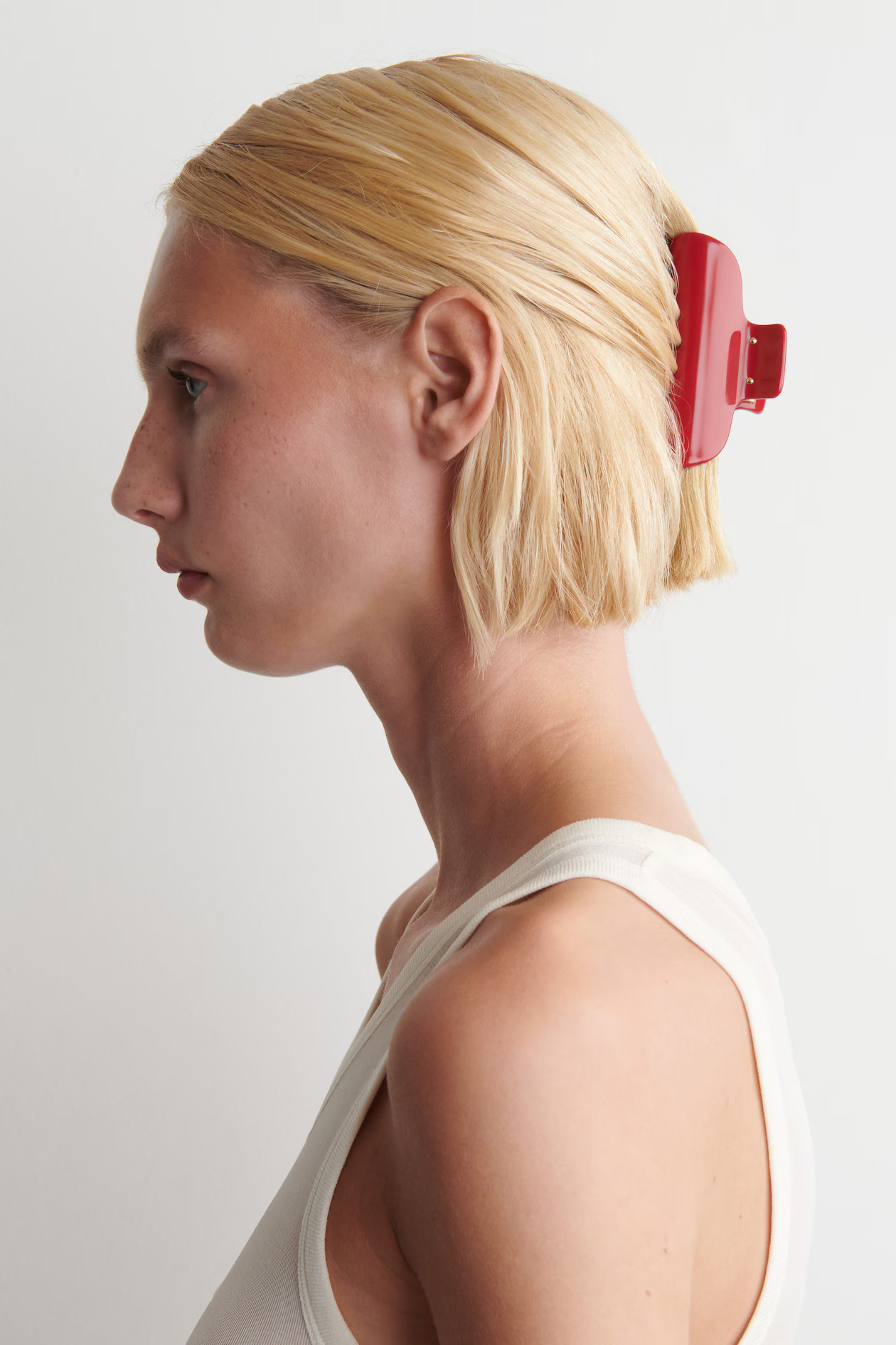 CLAW HAIR CLIP - RED | COS AU | COS (AU)