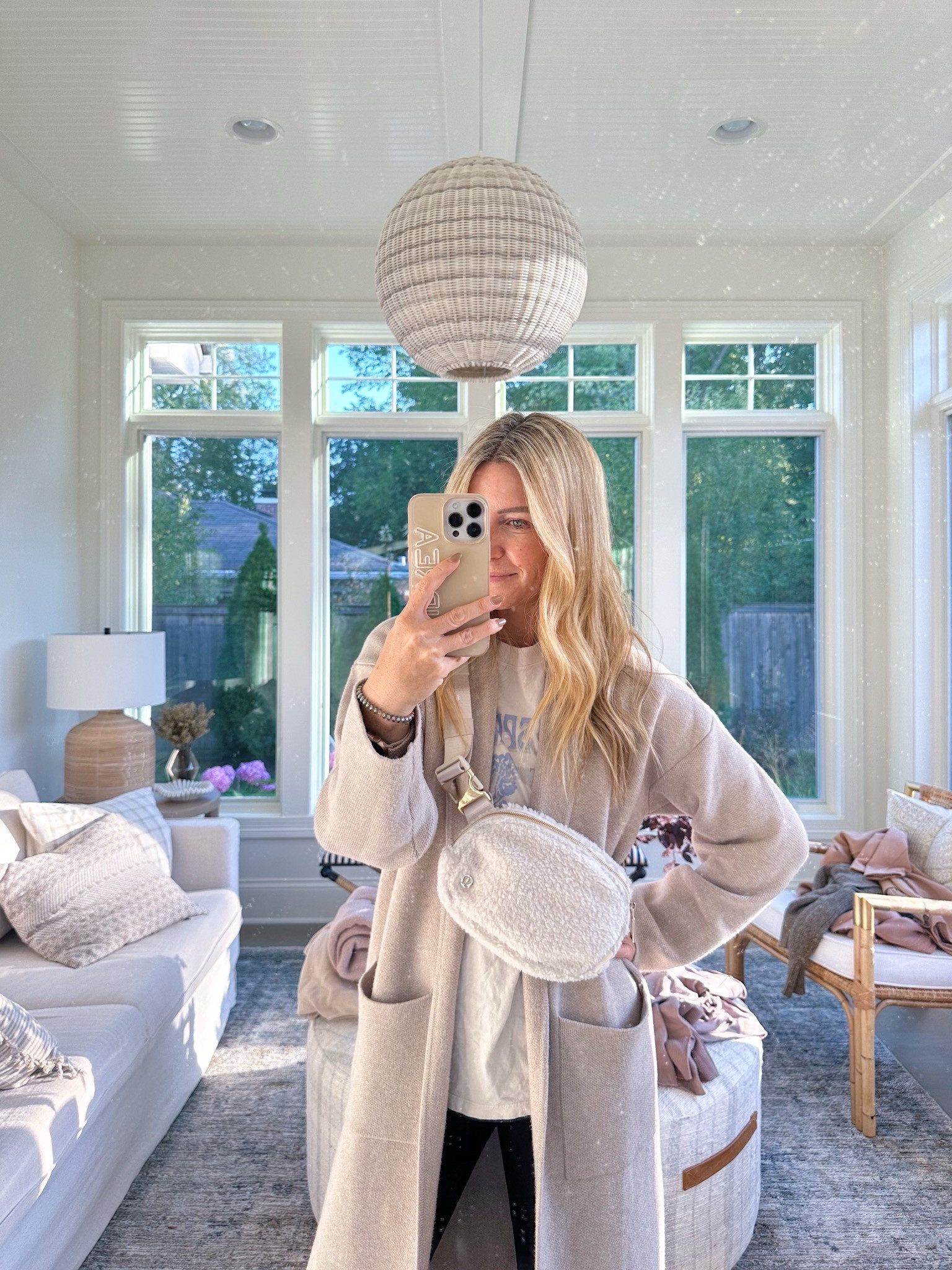 Amazon fave cardigan and lululemon Sherpa belt bag!! Color is deep apricot. Fall uniform! 🙌🏼

#LTKstyletip #LTKover40 #LTKfindsunder100