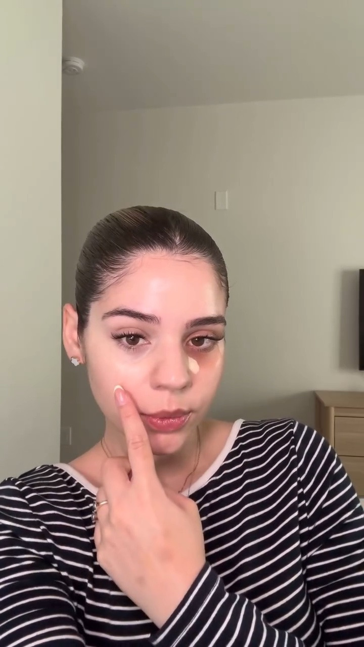 @nyxcosmetics wonder snatch concealer lightweight, blends effortlessly with buildable coverage. Brightens my under eyes with out creasing✨ Look at that difference at the end!! #instagram #instagood #reels #makeup #fyp