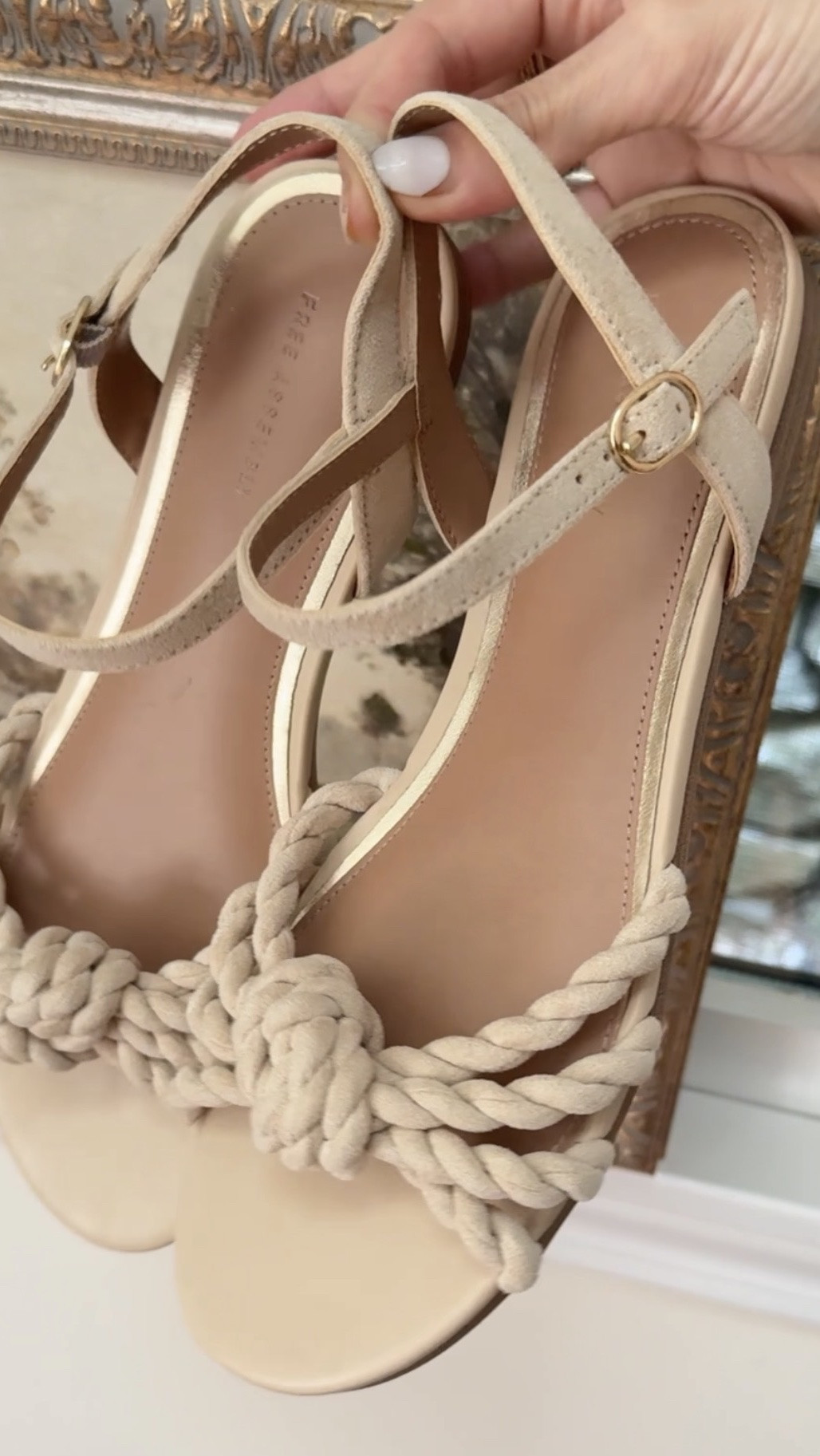 The cutest knotted sandals on sale for $22 at Walmart!!
- adorable
-affordable
- good padding
- look expensive