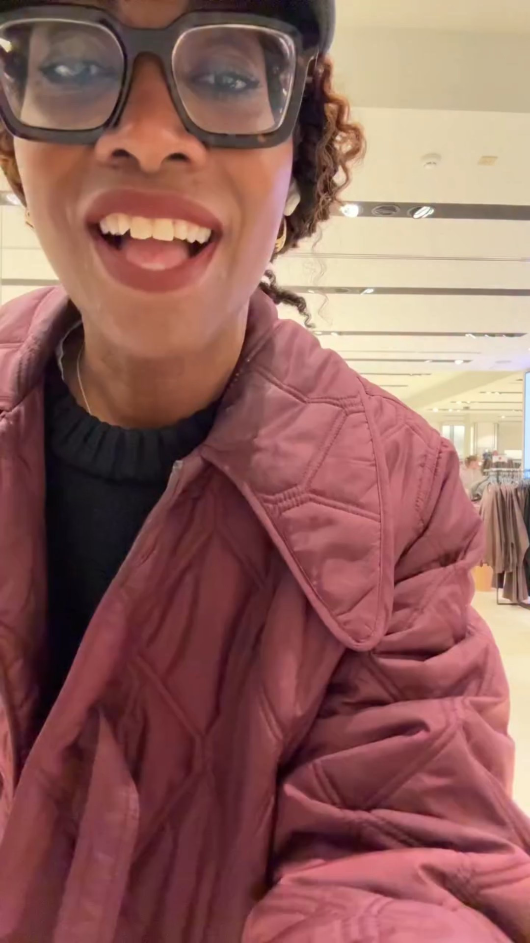 First day in London and already have a soundtrack… because honestly, where should I even start? 
— narrating my whole Year of Yes era😂🇬🇧

#ootd details:
@Cap @thefrankieshop 
Sweater @gap 
Sweatpants jeans @ragandbone 
Sicks @jcrew 
Shoes @clarksshoes

#LTKootd #LTKTravel