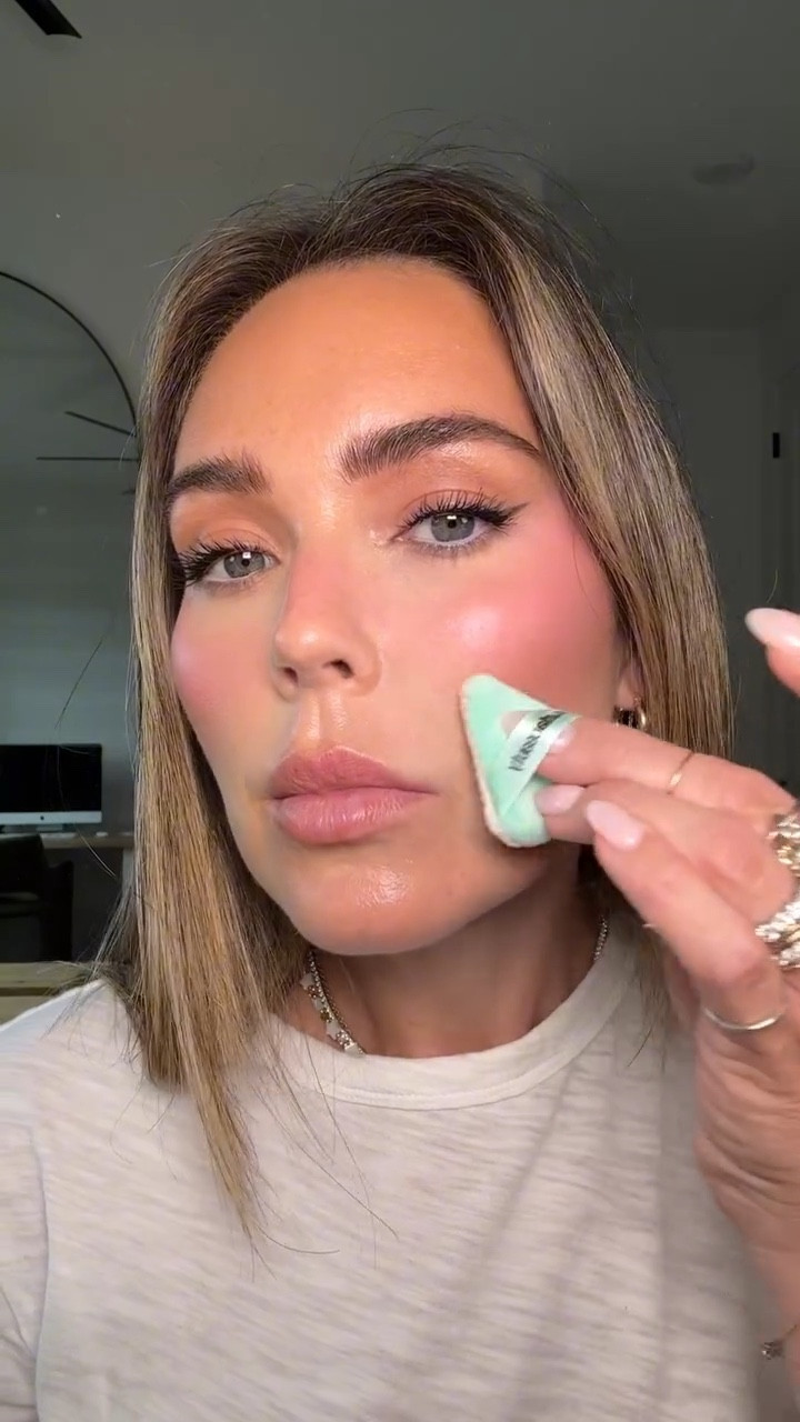 Huda beauty green setting powder but make it the EP

the grinch’s seasick crocodile lyric was formed after using this

@itcosmetics do it all sheer tint face balm - ended up really liking this and it layered/wore nicely during the day. 
@saiebeauty supersuede bronzer in Palermo - this looks better on me than amalfi imo. Also wearing city set setting spray. 
@pradabeauty concealer. 
@yslbeauty all hours bronzer in 2 dune & ysl liquid latex mascara. 
@hudabeauty easy bake green setting powder in matcha milk cake. 
@patricktabeauty major dimension blush in just enough. 