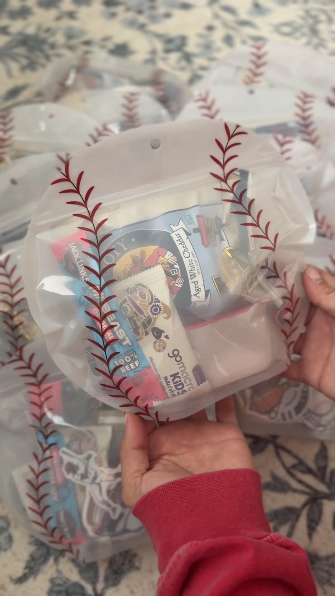 Wanted these baseball team snack bags to be a little extra fun for the last regular season game!
Everything can be found on Amazon! 


#LTKdayinmylife #LTKmomlife #LTKKids