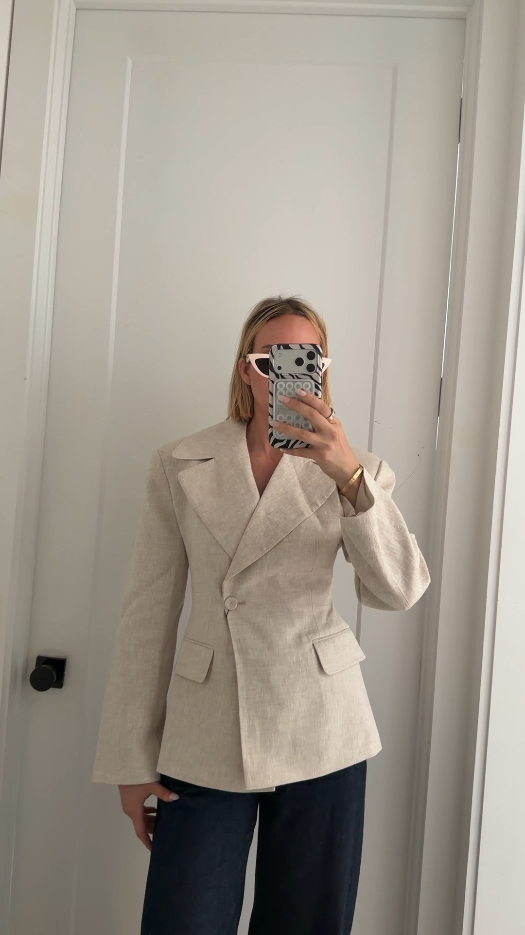 This is so much a wow piece. I also love that it’s linen so it makes it appropriate for summer. I’m wearing a small. ￼

#LTKWorkwear #LTKTravel #LTKootd