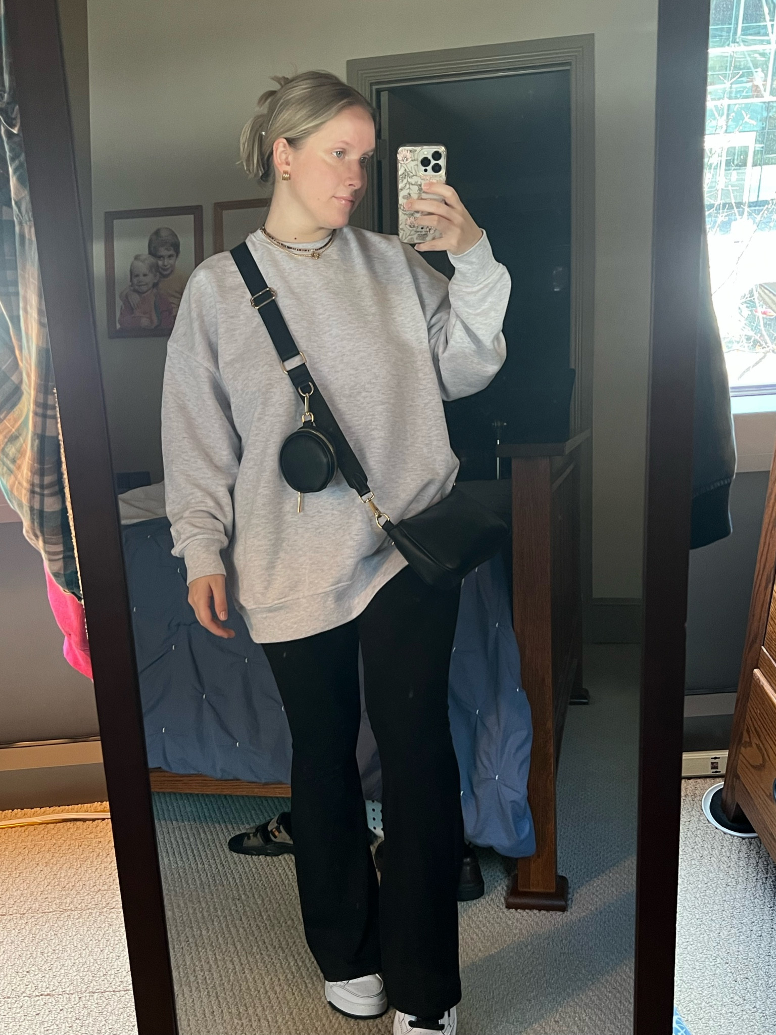 Comfy basic fall outfit 

#LTKstyletip #LTKshoecrush #LTKcurves