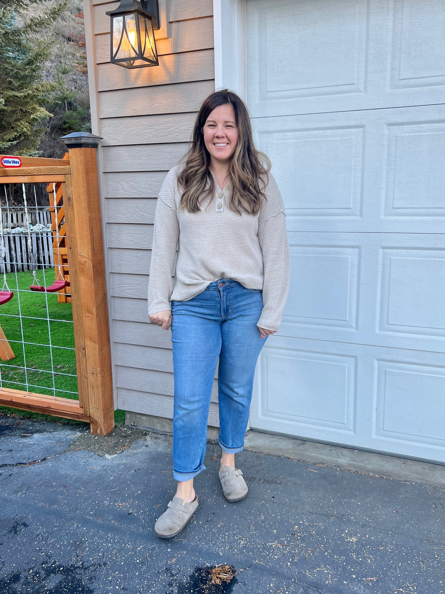 Outfit of the day - elevated stay at home mom looks 🙌🏼

#LTKstyletip #LTKmidsize #LTKfindsunder50