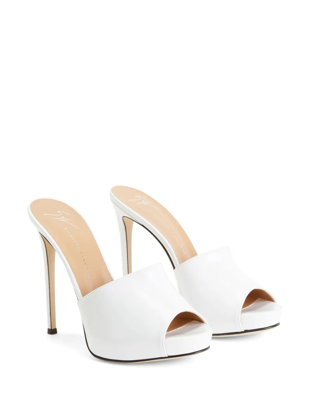 Giuseppe Zanotti | Farfetch Global