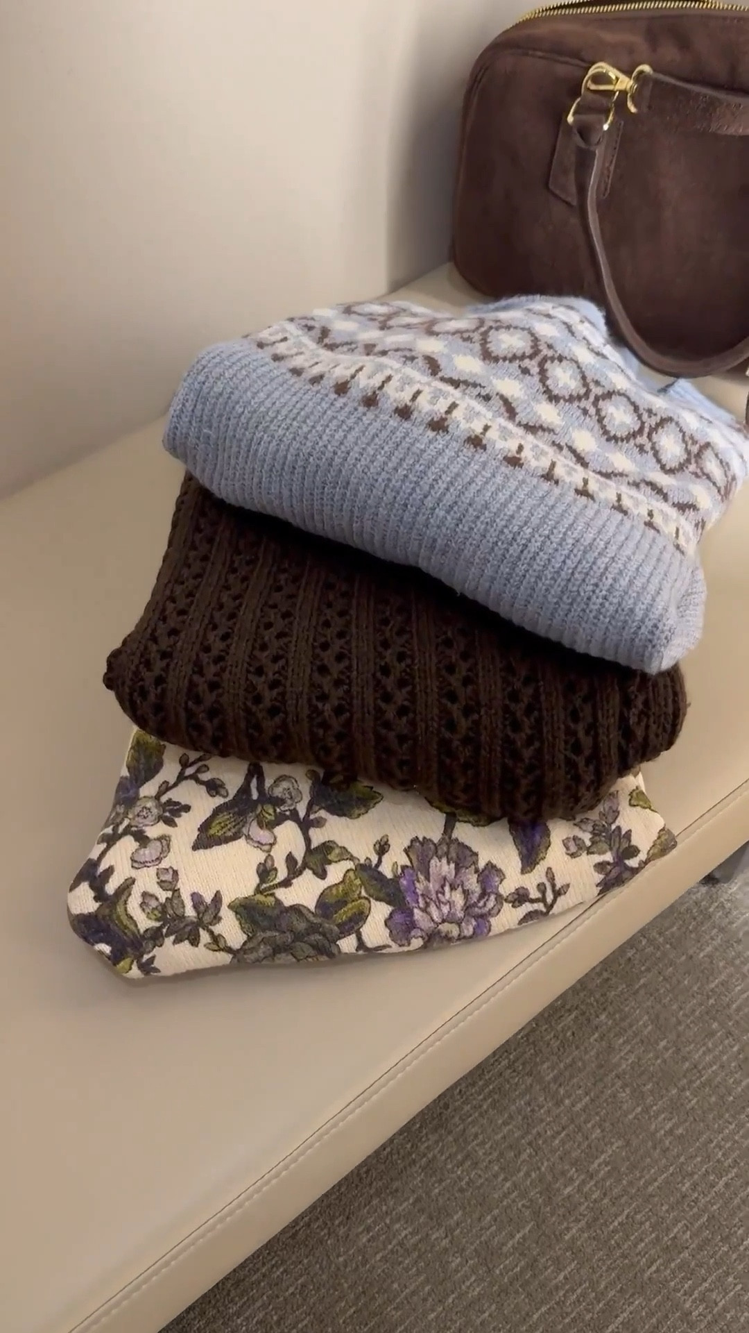 Sweaters on sale! 

#LTKSeasonal #LTKGiftGuide #LTKMidsize