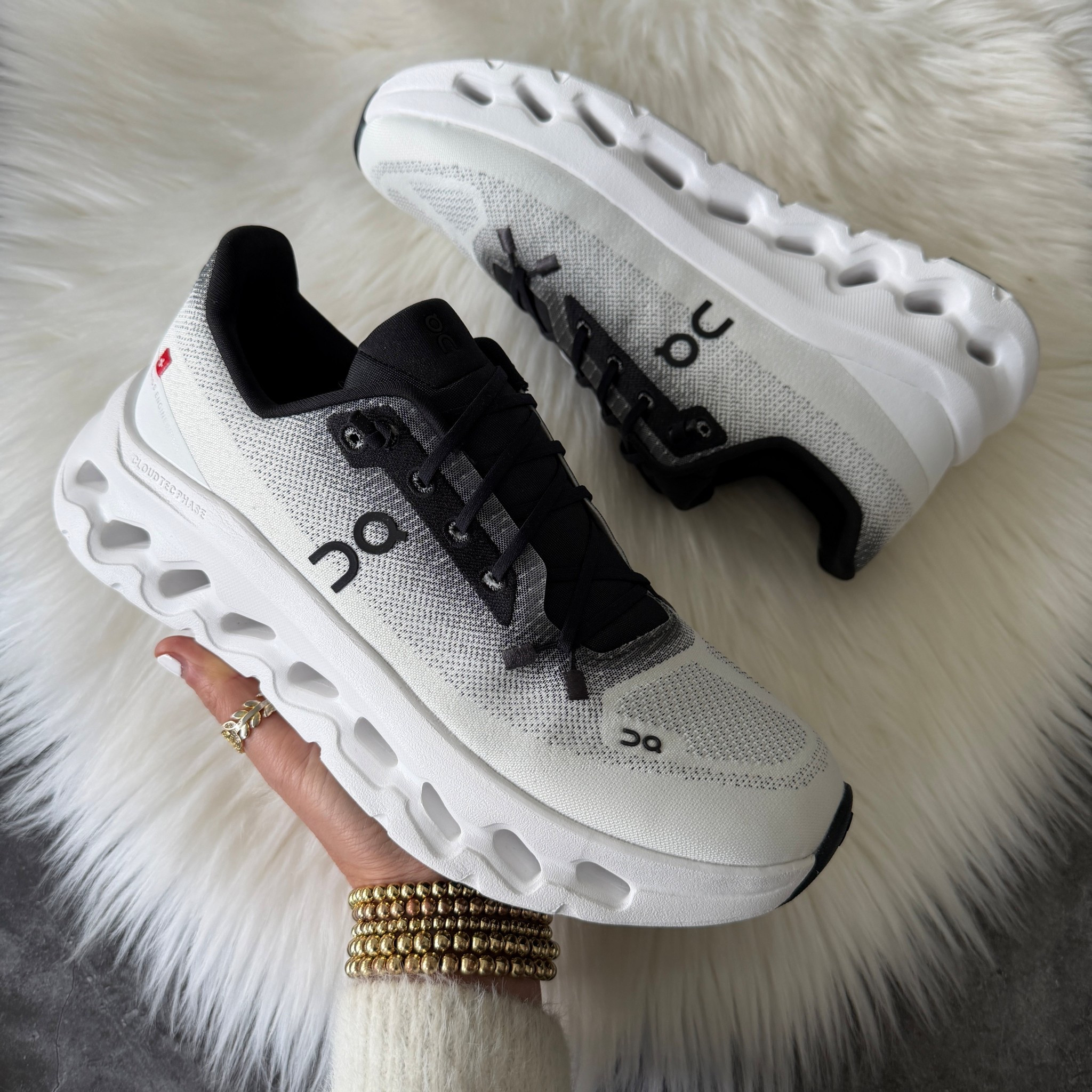 Women's On Cloudtilt Casual Shoes runs true to size 