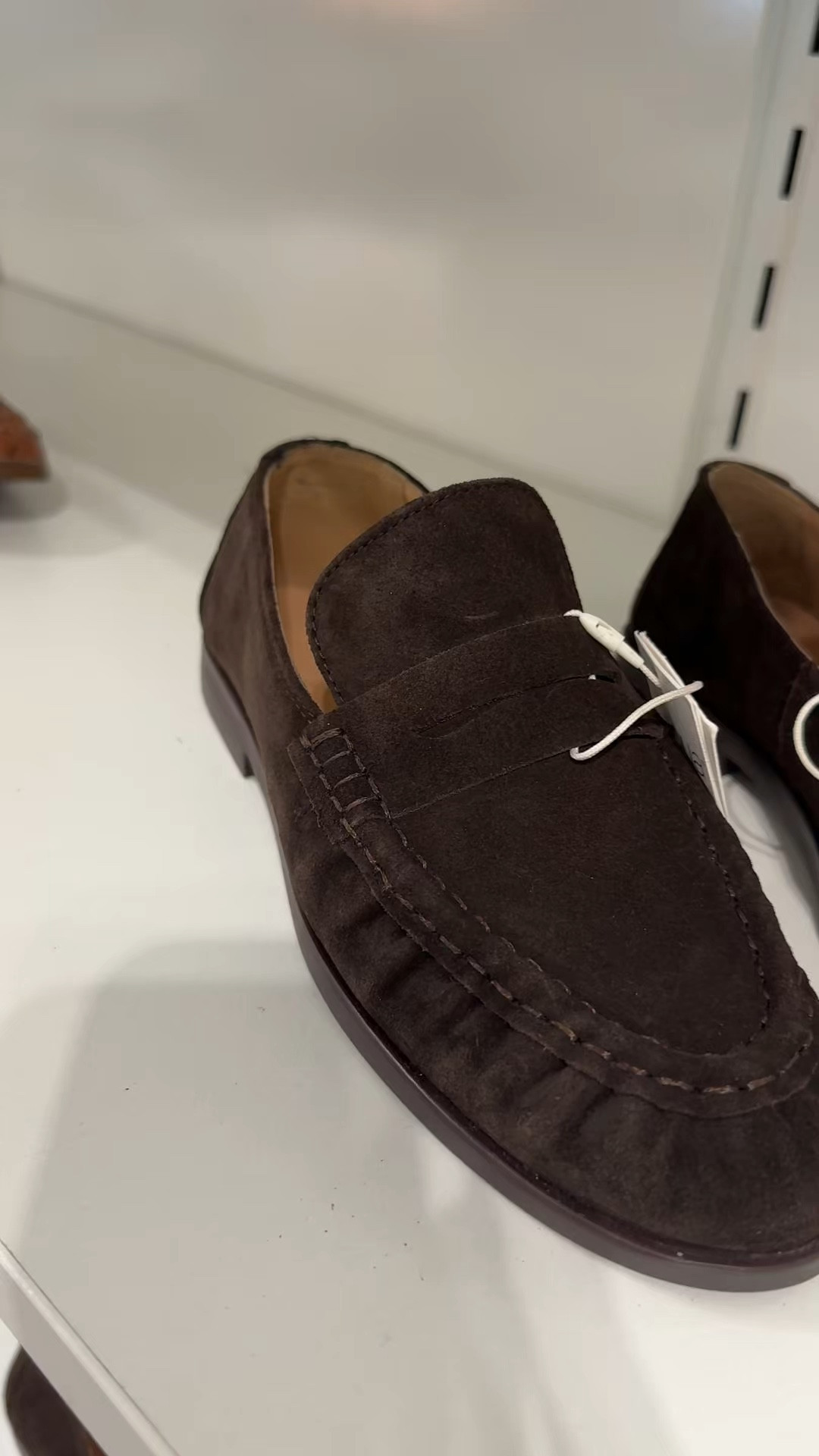 The perfect loafers 😍🤎

Loafers, brown, spring shoes 

#LTKuk #LTKshoes #LTKspring