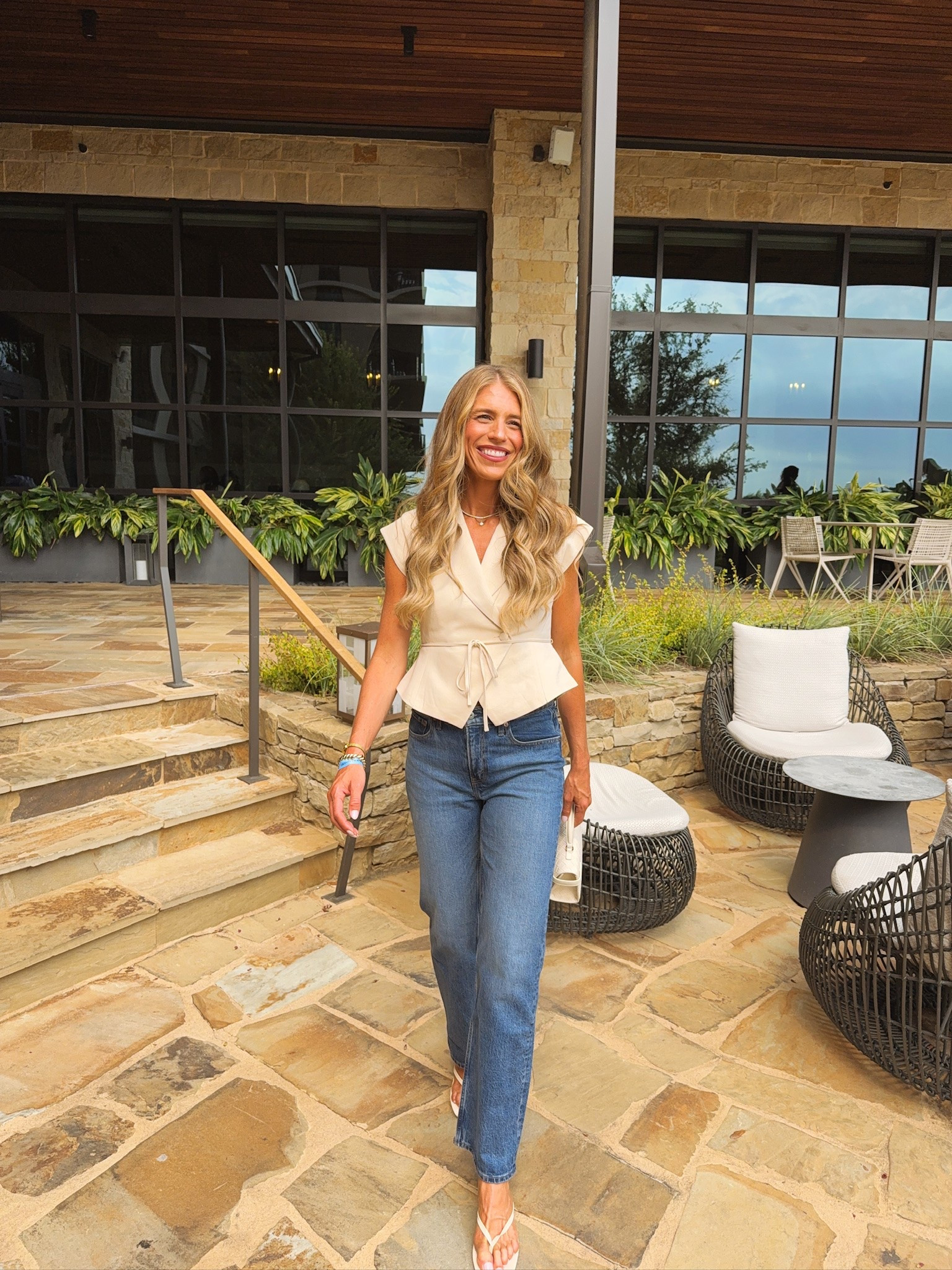 Check in look for LTKCon!

@abercrombie jeans are the regular length

#LTKCon #LTKTall #LTKootd