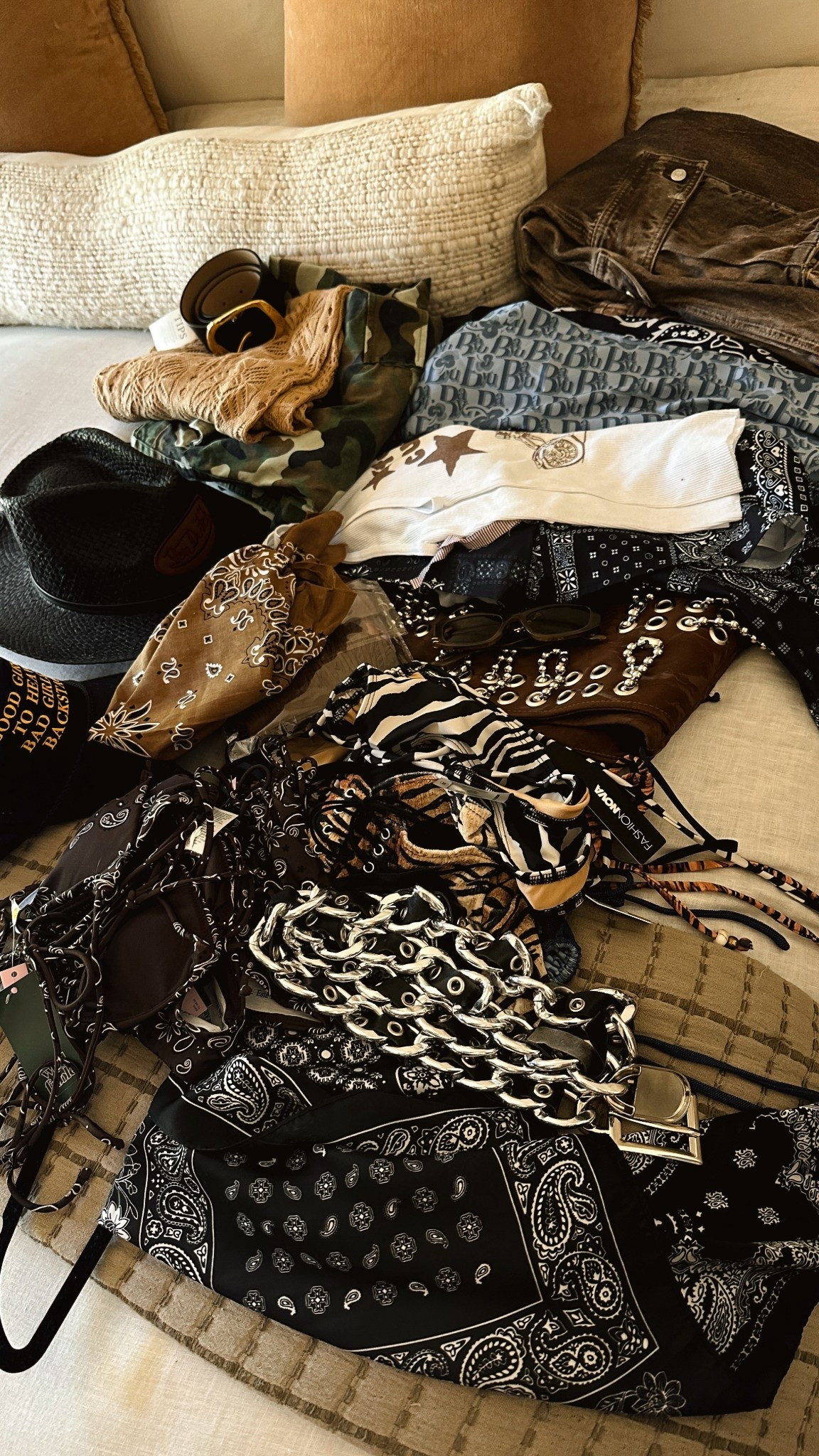 Stagecoach packing !!!❤️‍🔥

#LTKgrwm #LTKFestival #LTKootd