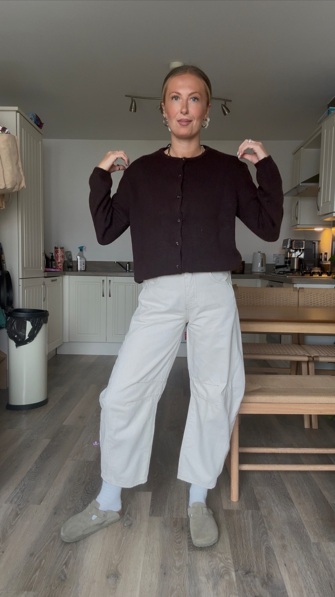 Perfect brown cardi for A/W 🍂🍁


#LTKuk #LTKjeans #LTKautumn