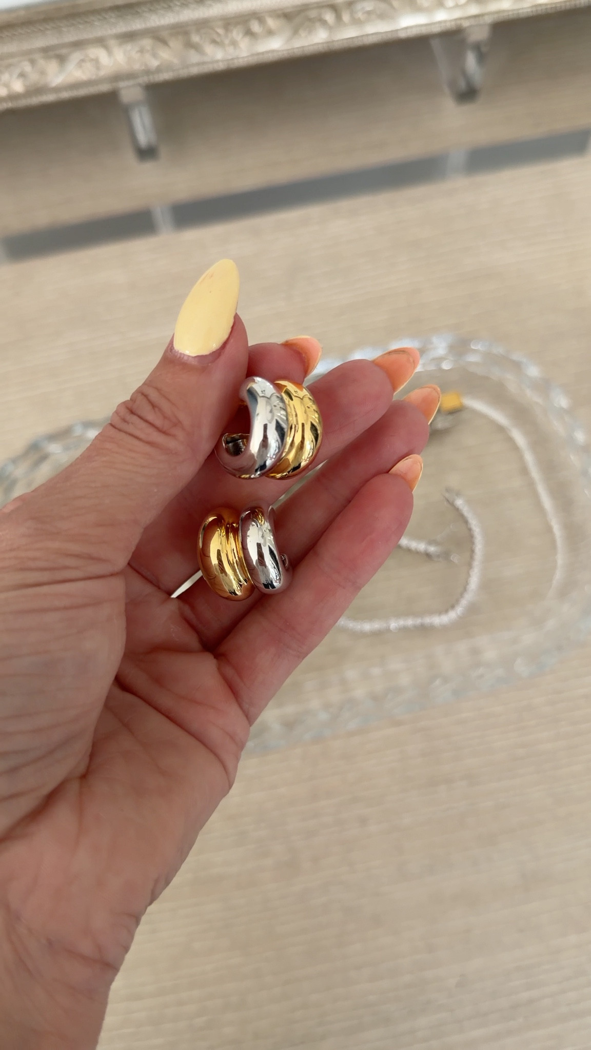 Use code: CWATTCM and save 10% off Caitlyn Minnialist jewelry. Gold, silver, earrings.
@Caitlyn Minimalist 

#LTKootd #LTKSaleAlert