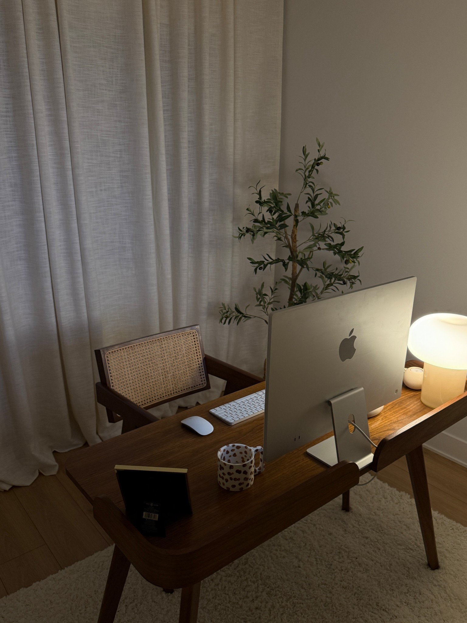 home office desk

#LTKdayinmylife #LTKHome