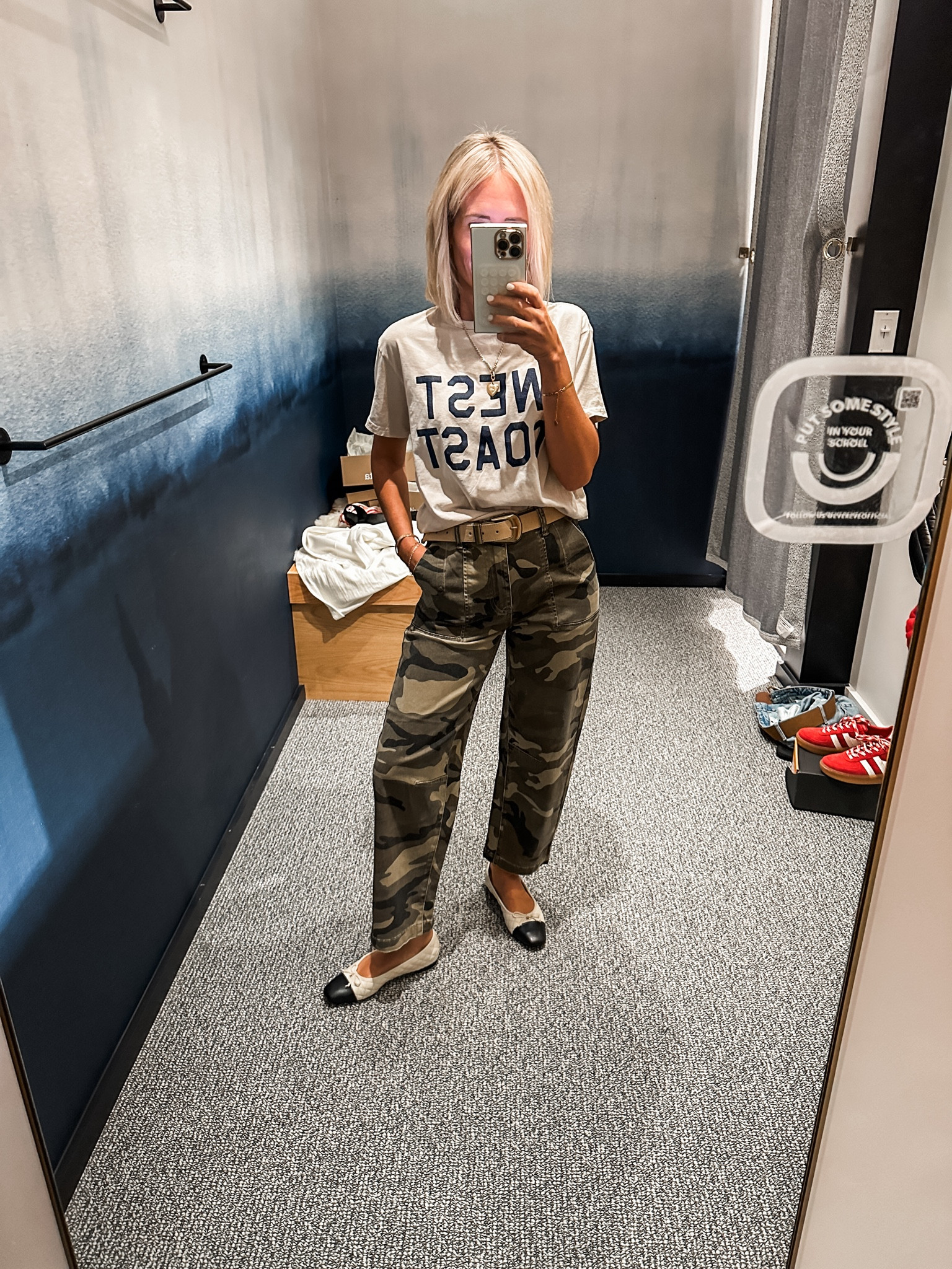 Tee- xs
Pants- 00


#LTKShoeCrush #LTKStyleTip #LTKOver40