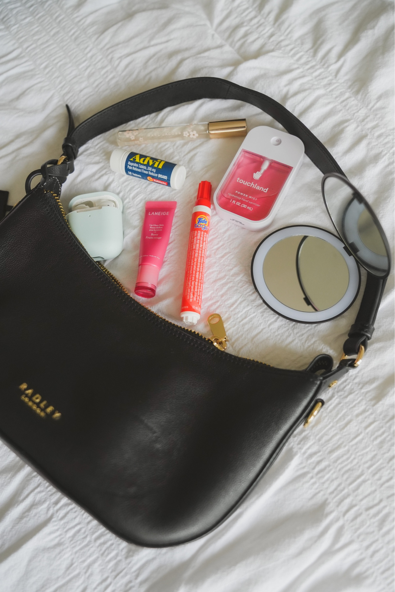 Purse essentials ✨💗 What’s in my bag! 

#LTKFind #LTKbeauty #LTKunder50