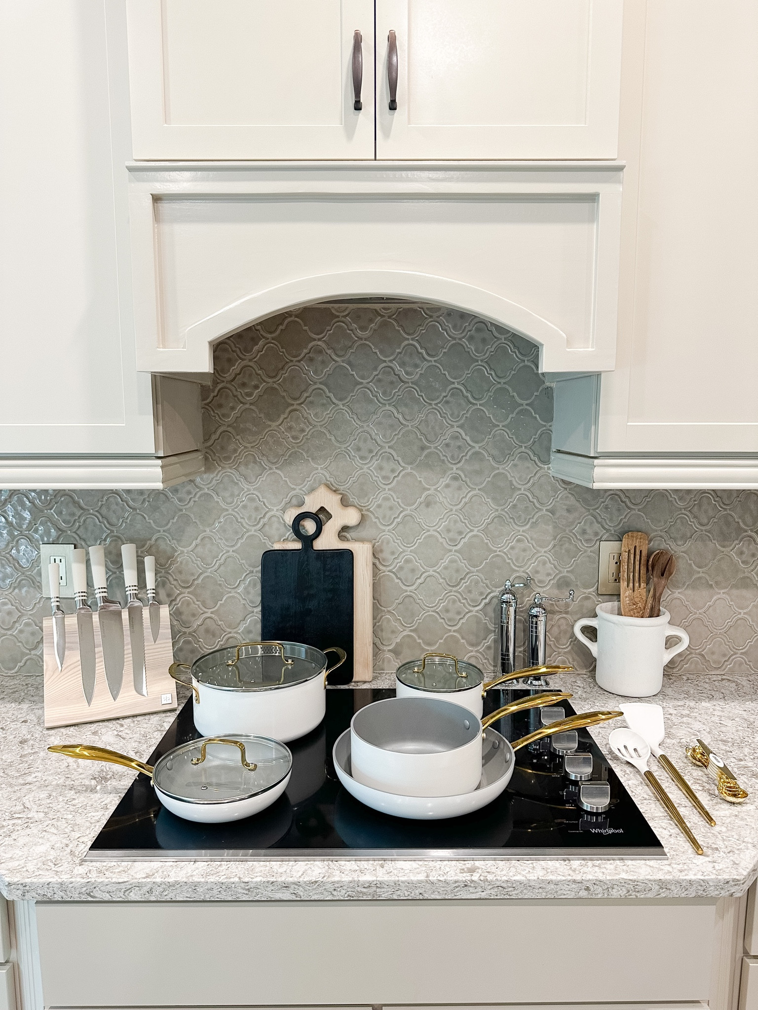 Amazon kitchen finds! 
I love all of these pieces! They are functional and beautiful!

White cookware, magnetic measuring, spoons, magnetic knife block, white frying pan, white knife set

#LTKhome #LTKxPrimeDay #LTKunder100