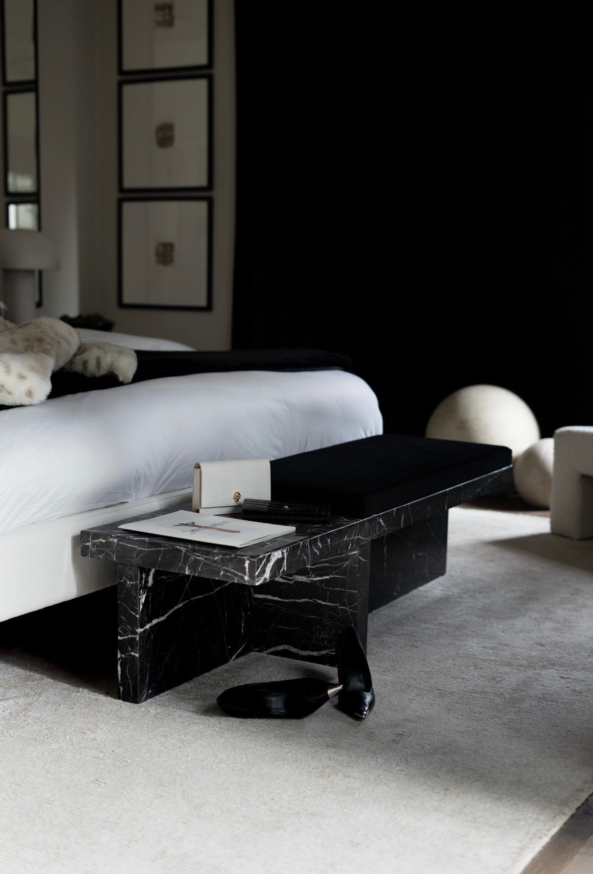 Utterly speechless on the outside …inside squealing “eeeeeeekkkkkkkk!!!” And wondering why I didn’t order this bench a long time ago??!!!! 



#LTKHome #LTKootd #LTKOver40