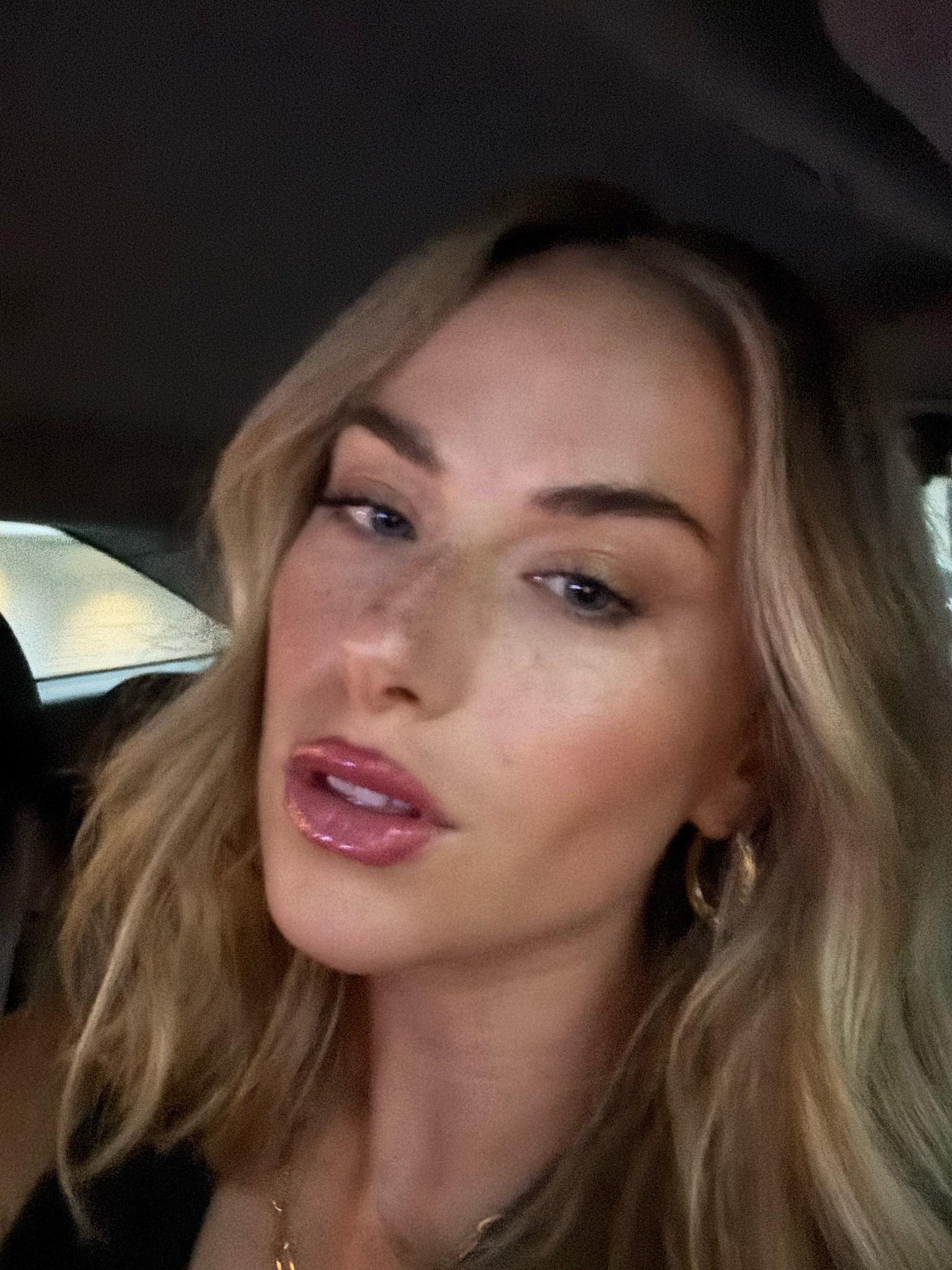 Makeup products I used for my date night last night !!!