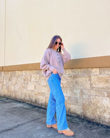 cozy winter outfit; oversized chunky sweater, 90s relaxed jeans

#LTKstyletip
