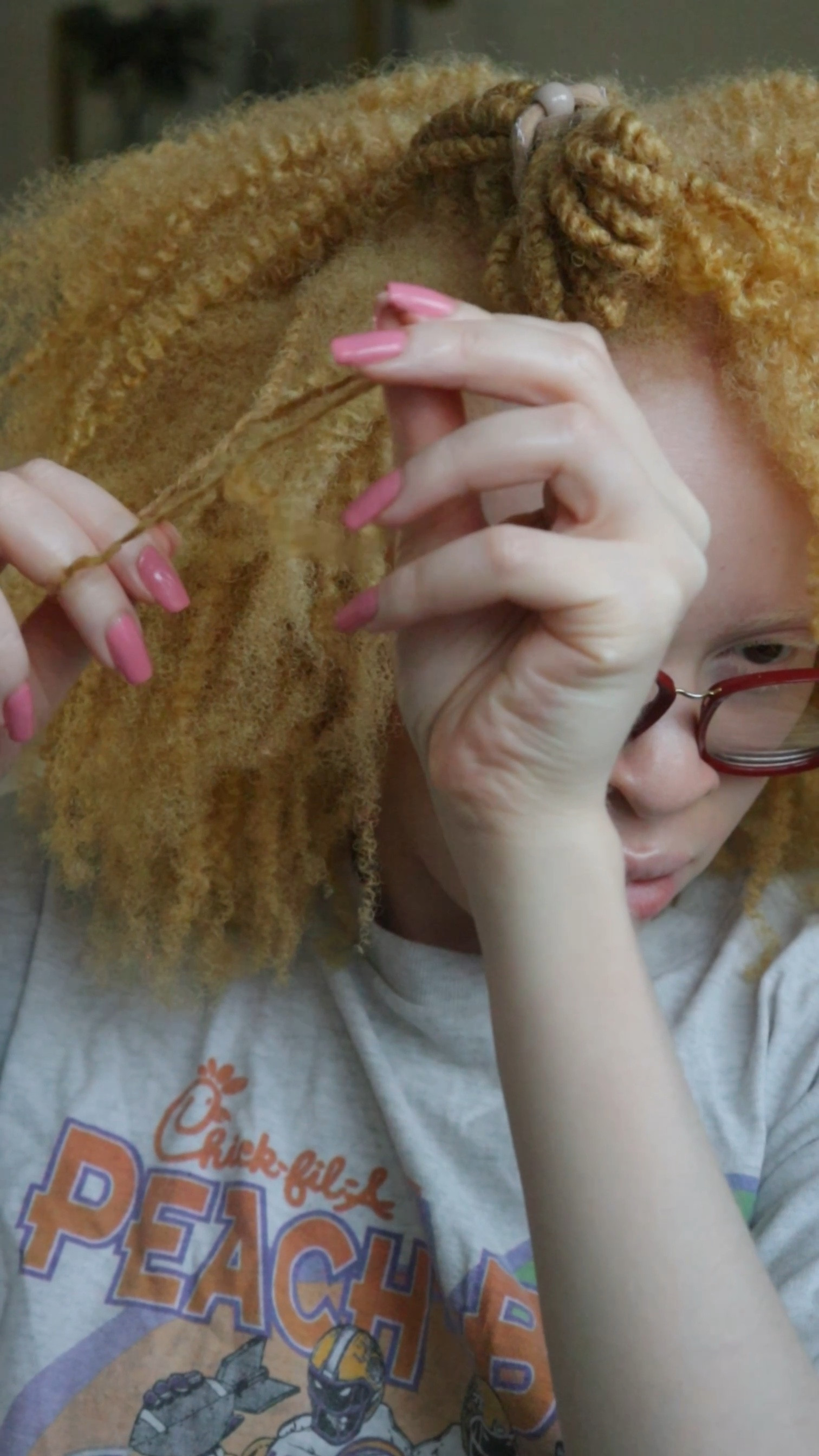 It's finally time to take out my 5-month-old mini twists! Here's some advice for when you take yours out. I've missed Ms. Thickems so much!💗

#LTKBeauty #LTKStyleTip