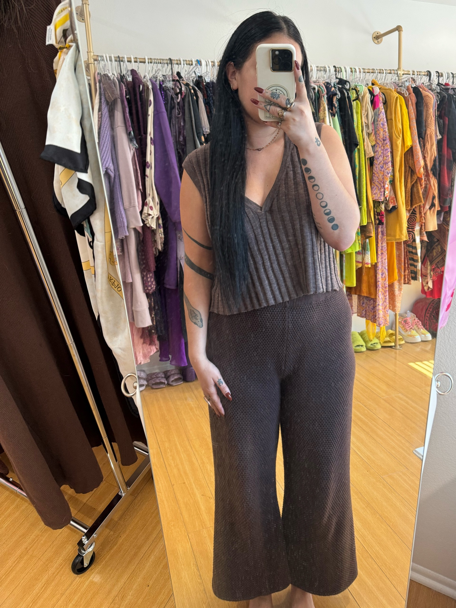 WFH vibes 🤎

Pants from the Hailee set and top (that I cropped) from the Veda set! 🧶

#LTKWorkwear #LTKHome #LTKStyleTip
