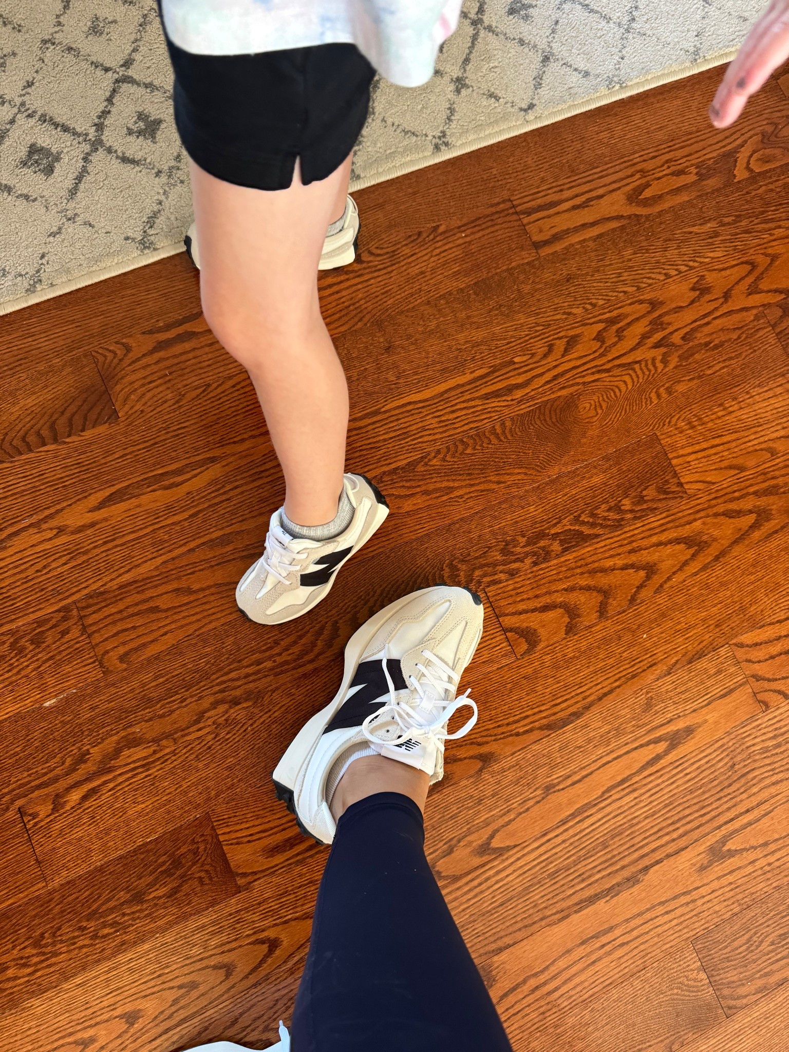 Twinning with all 5 kids 😍

#LTKActive #LTKKids #LTKStyleTip