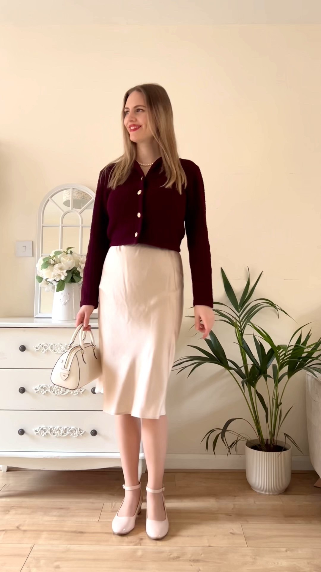 Burgundy & cream 🍇🍨 
Love this Kate Spade bag from @secretsales AD My favorite online marketplace to shop designer brands for up to 70% off ✨

Cardigan @hm 
Silk skirt @daisysilk.official AD
@katespadeny bag via @secretsales AD 

#secretsales #katespade #silk #neutrals #fashionblogger #fashionstyle #styleinspiration #outfitinspiration #fashion #style #spring #winter #springfashion #winterfashion #winteroutfits #wintervibes #vintage #vintagefashion #vintagestyle #vintageaesthetic #vintageoutfit #parisian #parisianstyle #retro #retrofashion #自然 #时尚

#LTKspring #LTKstyletip #LTKdresses