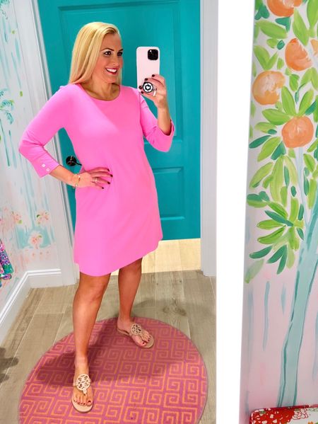 This pink Lilly Pulitzer dress is so soft and has SPF protection built in. Gorgeous color! Barbie vibes for sure. Wearing a medium. Fits true to size.




#LTKover40 #LTKmidsize #LTKswim