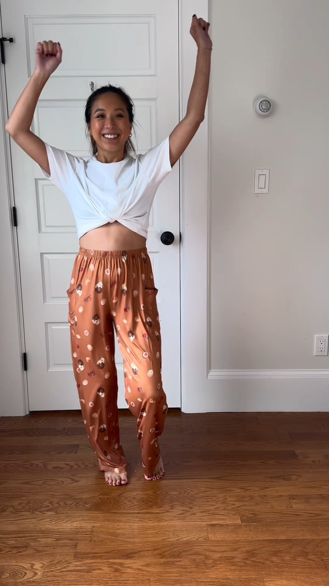 Cute affordable Amazon PJs 😴 all so soft or silky!

Love the first and last one the most with the teddy bears 😍🧸🐻💤 

@ekouaerofficial #EKOUAERXTeddy  #ArshinerXTeddy #teddymodesoftlybold #EKOUAERpajamas #EKPJS

#LTKStyleTip #LTKFindsUnder50