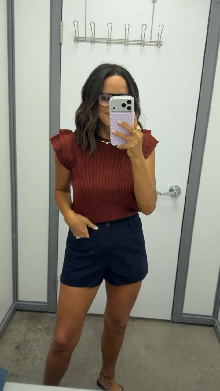 THIS COLOR COMBO👏🏻 this top is SO cute 😍 the ruffle sleeves make it look way more expensive than walmart!!

@Walmart 

size xs

#WalmartFinds #WalmartFashion #WalmartStyle #AffordableFashion #FallFashion #FallOutfits #CasualStyle #EverydayStyle #LTKFinds #LTKStyle #LTKCreator

#LTKxWalmart