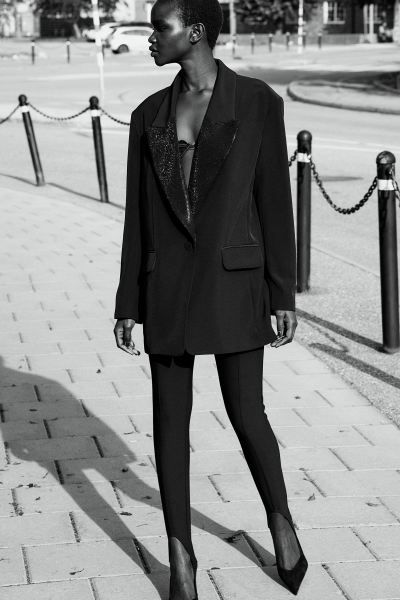 Rhinestone-embellished blazer - Black - Ladies | H&M GB | H&M (UK, MY, IN, SG, PH, TW, HK)