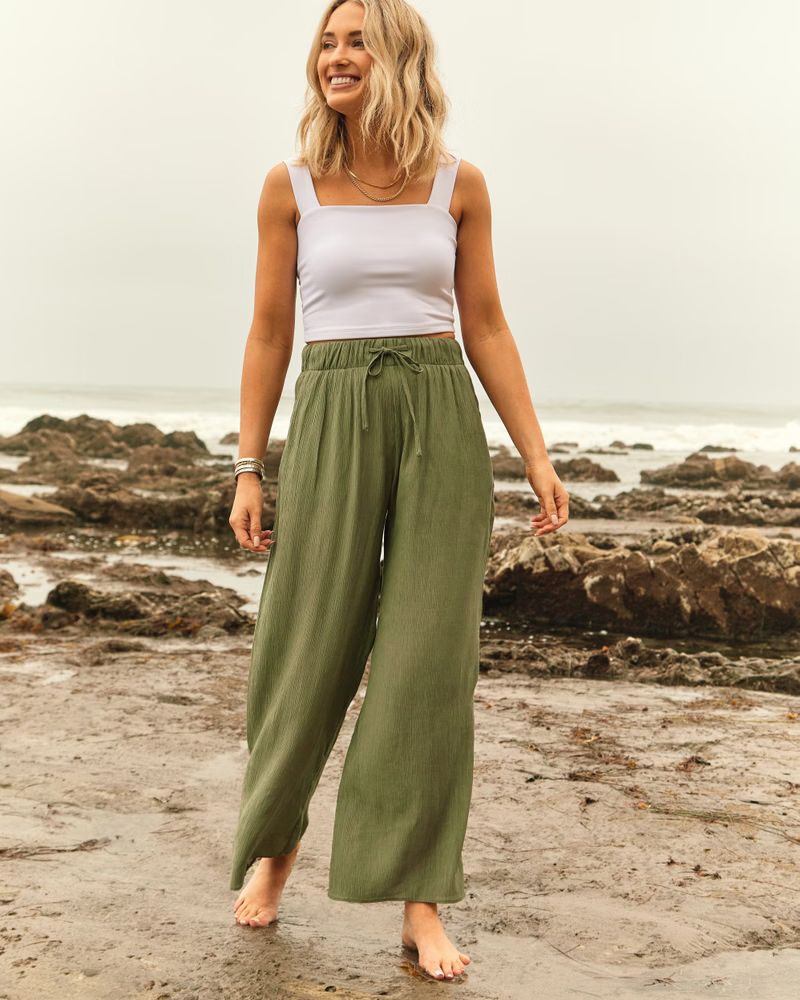 Women's Crinkle Pull-On Wide Leg Pants | Women's Matching Sets | Abercrombie.com | Abercrombie & Fitch (US)