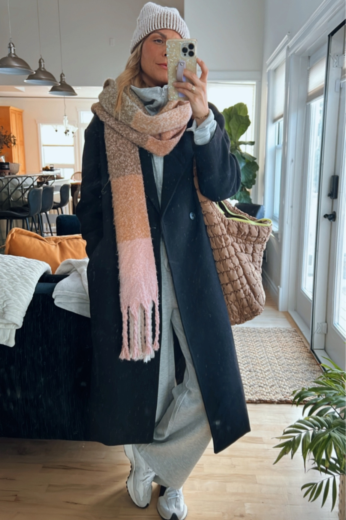 This cozy set doesn’t disappoint👌🏼

#LTKSeasonal #LTKstyletip #LTKfindsunder100