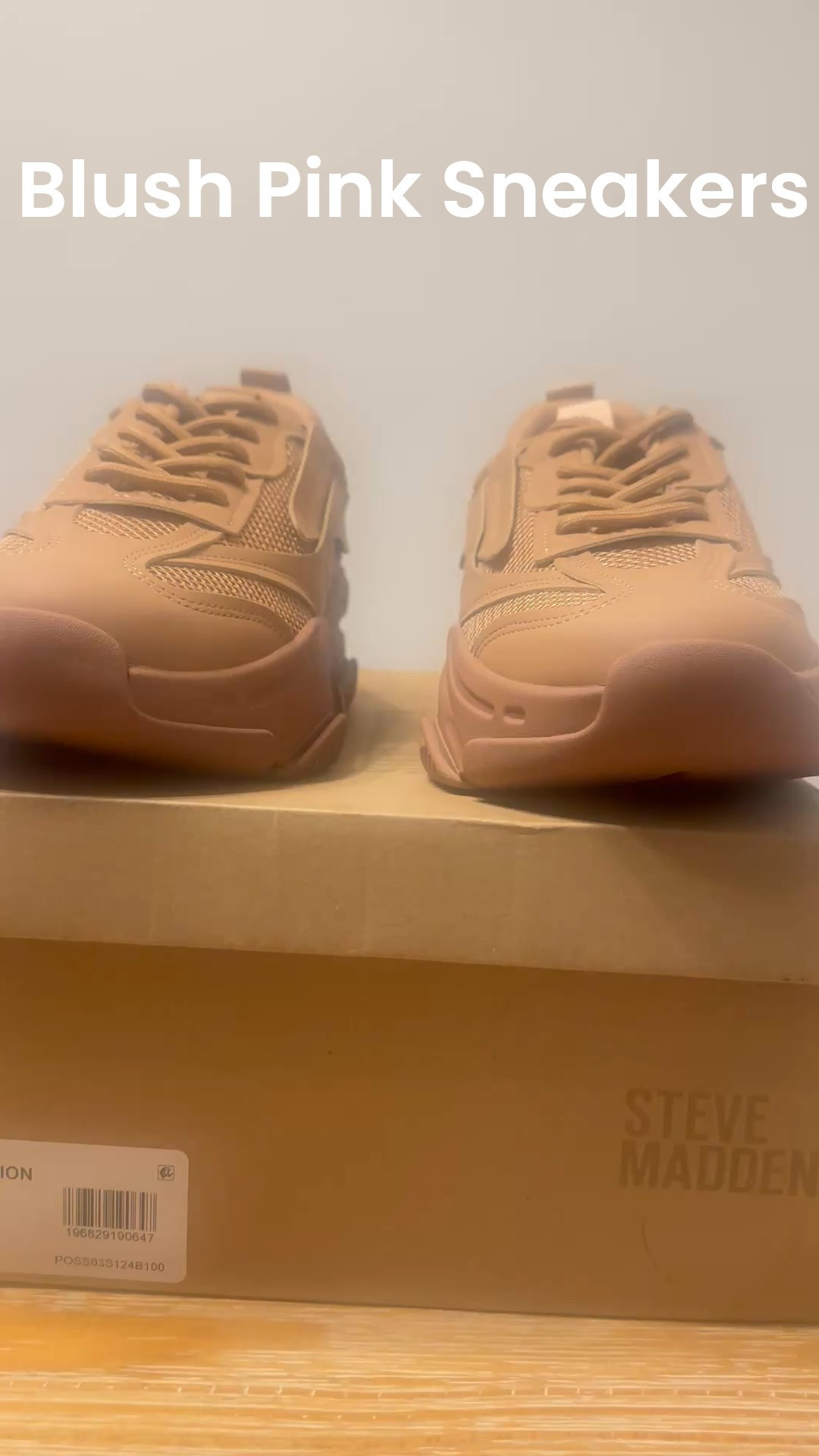 Step up your style game with these gorgeous Steve Madden sneakers in blush pink! 🌸 Perfect for adding a pop of color to any outfit, these kicks are as comfy as they are chic. Whether you're running errands or meeting friends for brunch, you'll be turning heads with every step. #SteveMadden #BlushPink #SneakerStyle #FashionGoals #ComfortAndChic