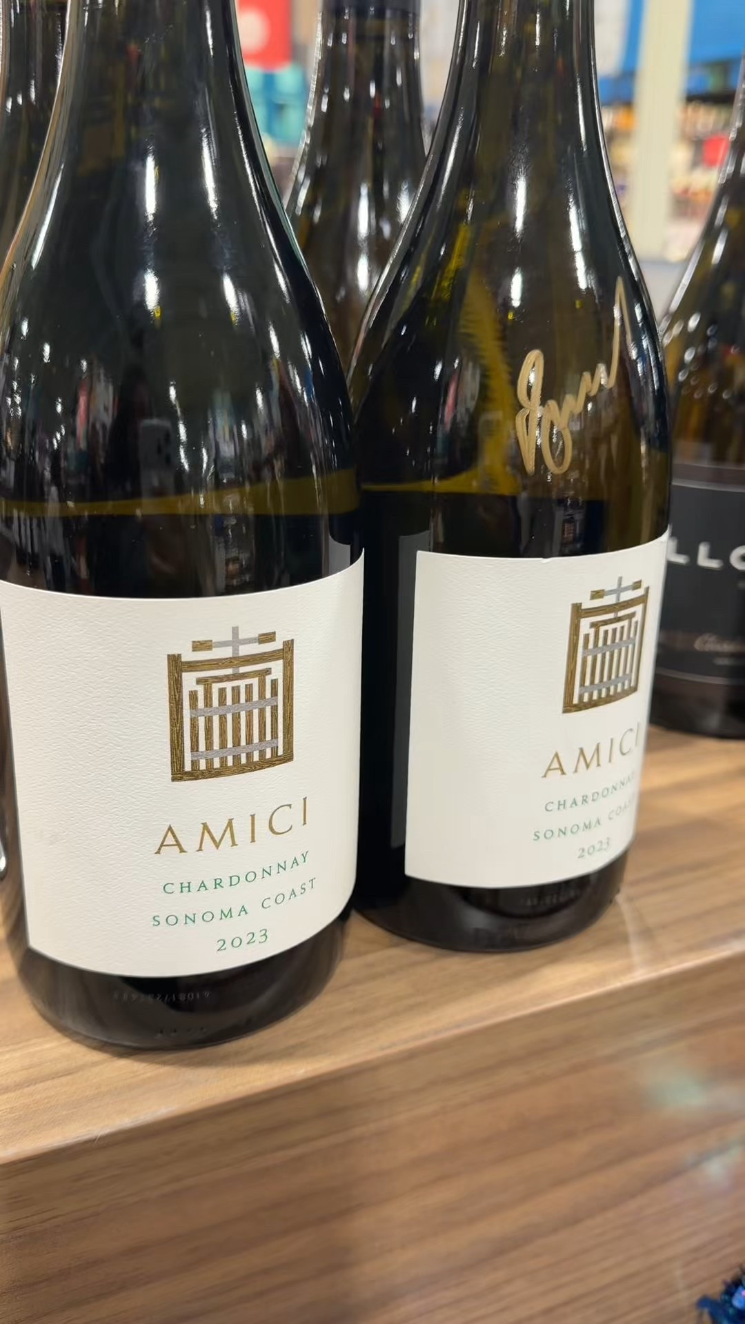 Sip season is here 🍷✨ Highlighting Amici Chardonnay from Total Wine — the perfect crisp, balanced white wine for holiday hosting. This award-winning Chardonnay makes a great gift for the holidays or a gorgeous addition to your dinner table. If you’re looking for a smooth, elegant wine that feels luxe without the high price tag, Amici has you covered.

Shop my Amici Chardonnay pick on LTK!

#AmiciChardonnay #TotalWineFinds #HolidayWine #WineLovers #ChardonnayLover #HolidayGifts2025 #GiftIdeas #EntertainingEssentials #WineTok #LTKWine #HostessGifts #WineRecommendations #WhiteWineLove #HolidayEntertaining 

#LTKHoliday #LTKGiftGuide #LTKHoliday #LTKfoodie