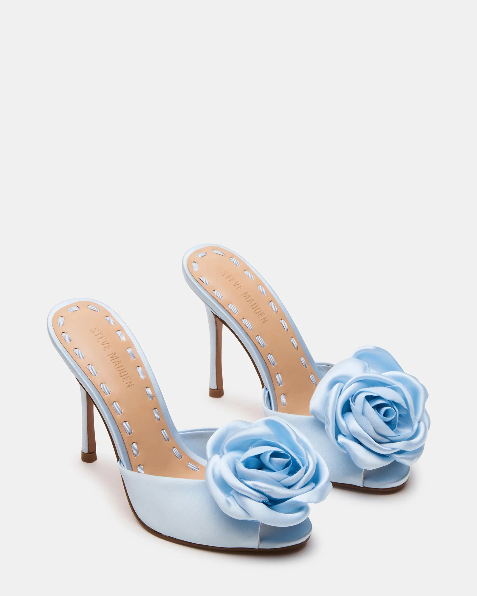 PRIYA FLOWER BLUE SATIN | Steve Madden (US)