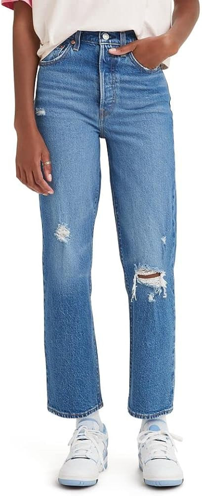 Levi's Women's Premium Ribcage Straight Ankle Jeans | Amazon (US)