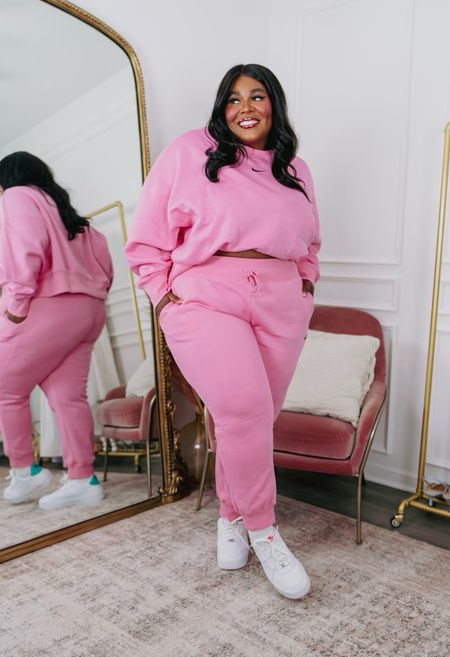 How adorable is this set from Nike? I could totally live in this🩷

plus size fashion, nike, fitness, chill set, shoppers, mother’s day, gym fit, gym outfit inspo, workout, fit, style guide, curvy, two piece set

#LTKfitness #LTKfindsunder100 #LTKplussize