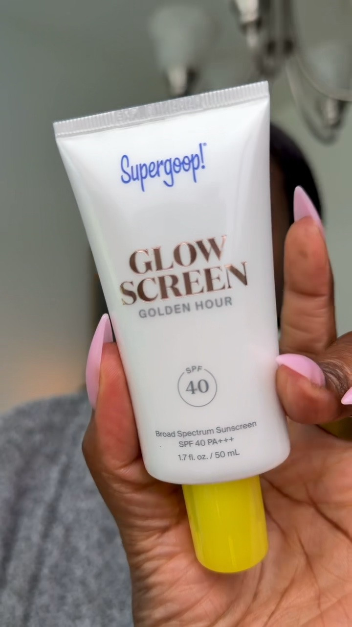 Using the Supergoop Glow Screen (Golden Hour) as a primer and it looks so soft and natural. Also, Marie is sharing tips on all things baby shopping!