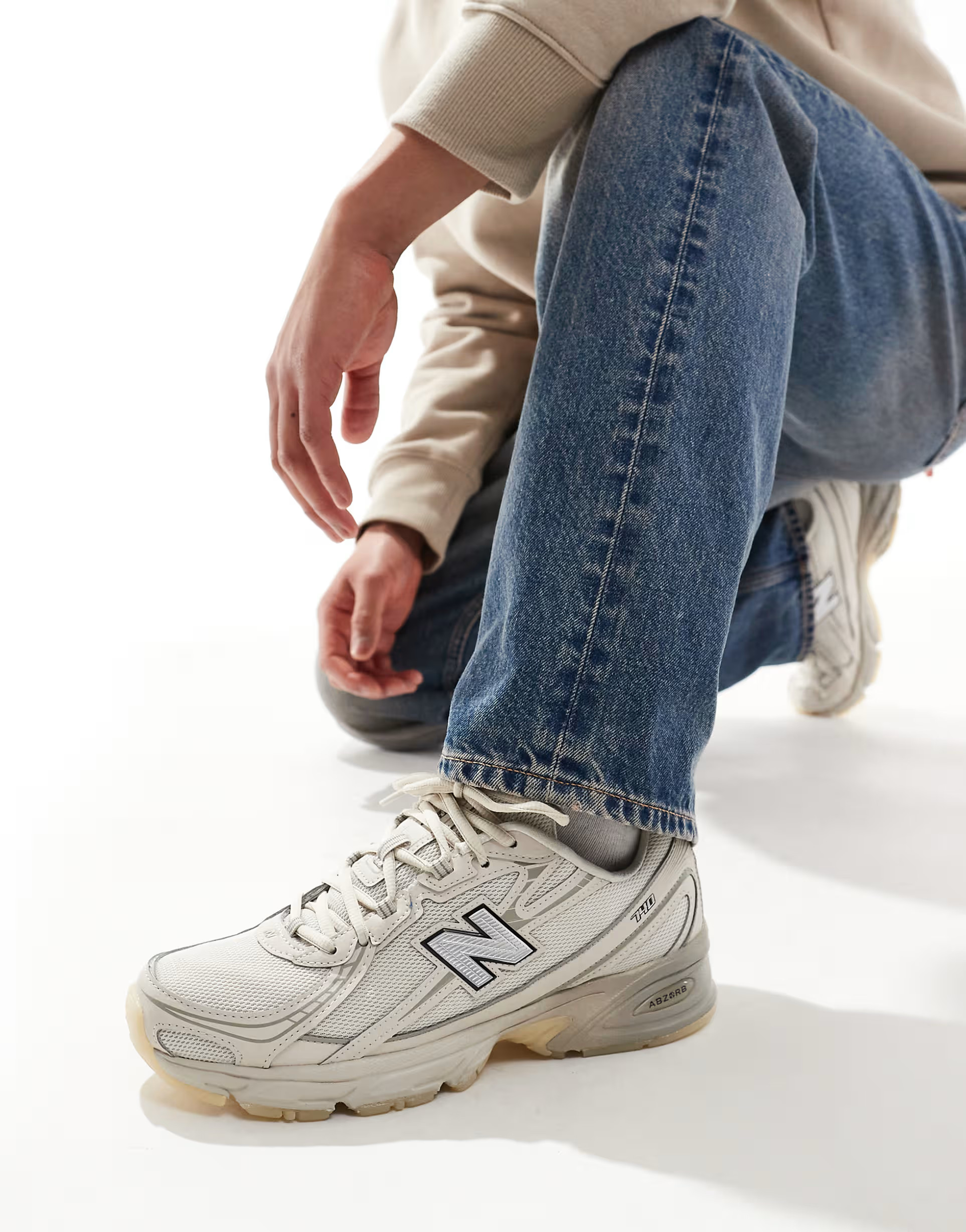 New Balance CNY 740 trainers in off white | ASOS | ASOS (Global)