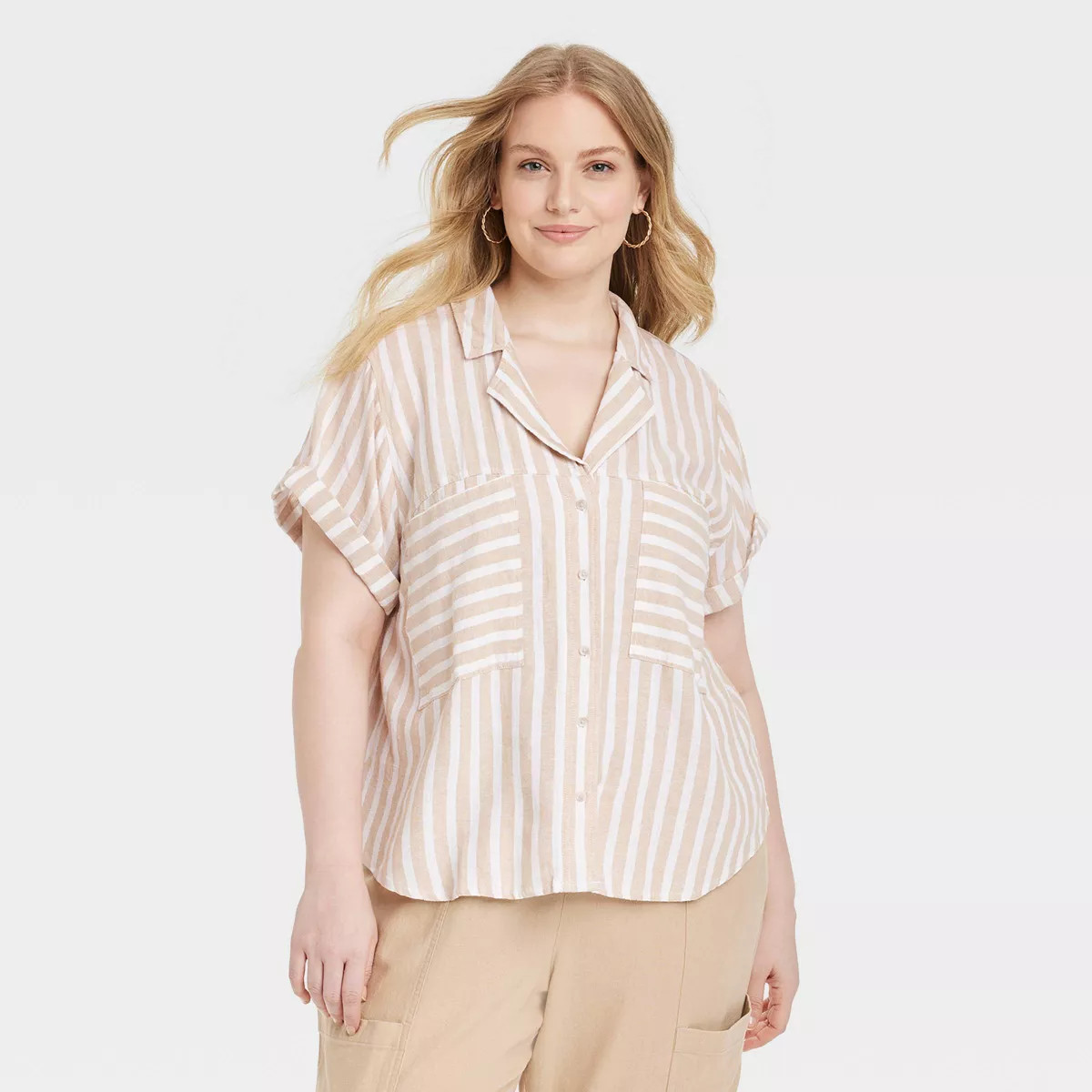 Women's Short Sleeve Collared Button-Down Shirt - Universal Thread™ | Target