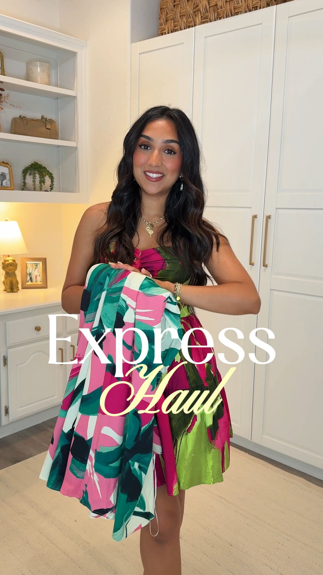 Shop my fav summer dresses from @Express ! 🌺🌷#dresstoexpress #ExpressPartner 

Size small in both! 