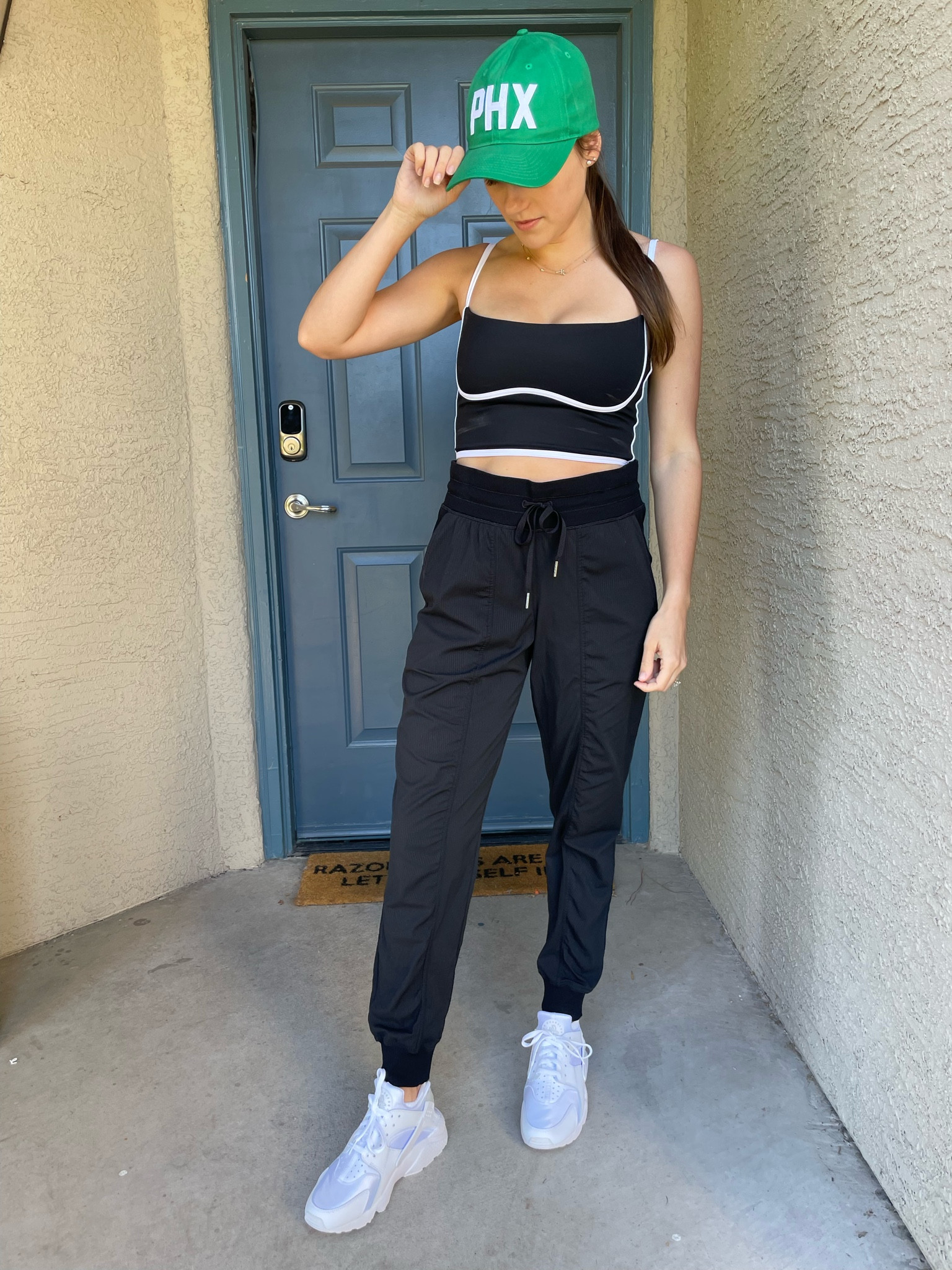 Active wear ootd! 🏴‍☠️
-
Hat from Leela Market in Scottsdale! (Ignore my deodorant stains on shirt😆)

#LTKfitness