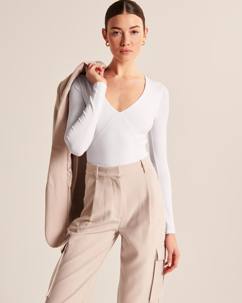Long-Sleeve Seamed V-Neck Bodysuit | Abercrombie & Fitch (US)