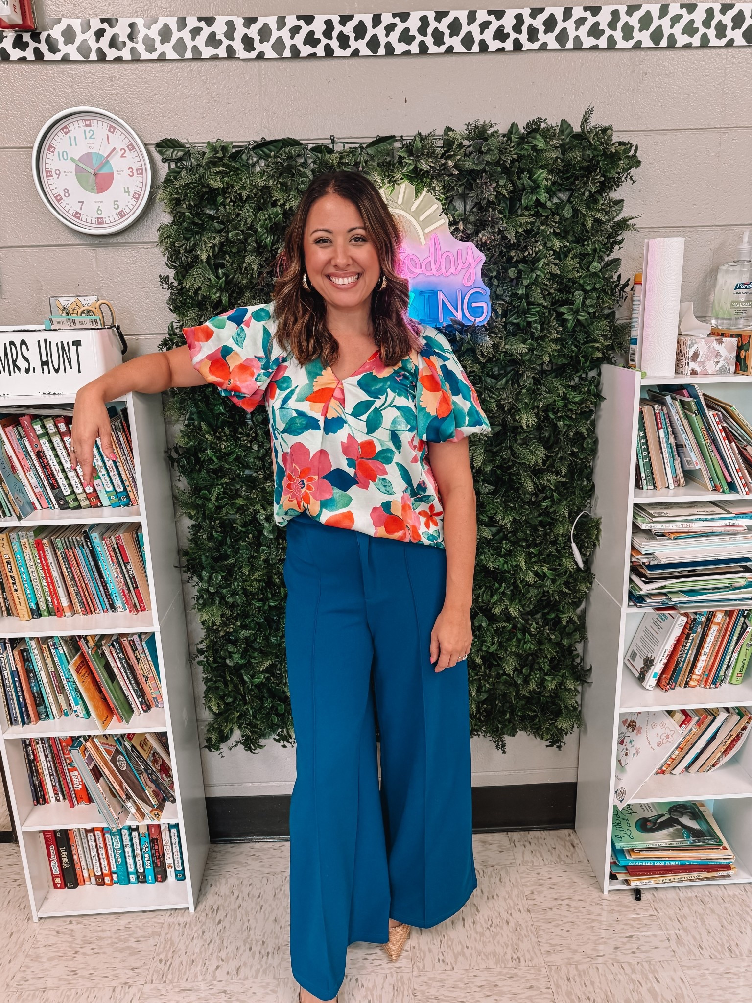 School is officially in session! 

Loved this first day fit!! I felt so profesh! 


#LTKMidsize #LTKWorkwear #LTKFindsUnder50