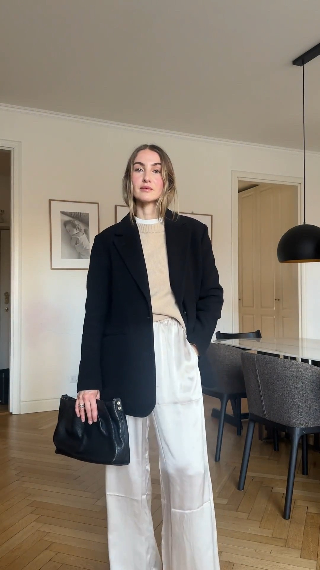 POV: You’ve mastered the art of the ‘lazy-chic’ uniform.

#oodt #comfyoutfit #motherhood #momlife #momuniform 